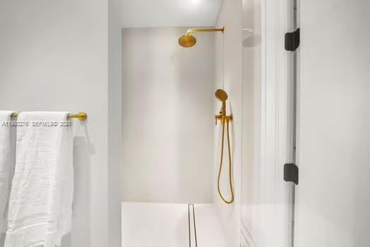 100 S Pointe Dr #1701 Miami Beach, FL 33139