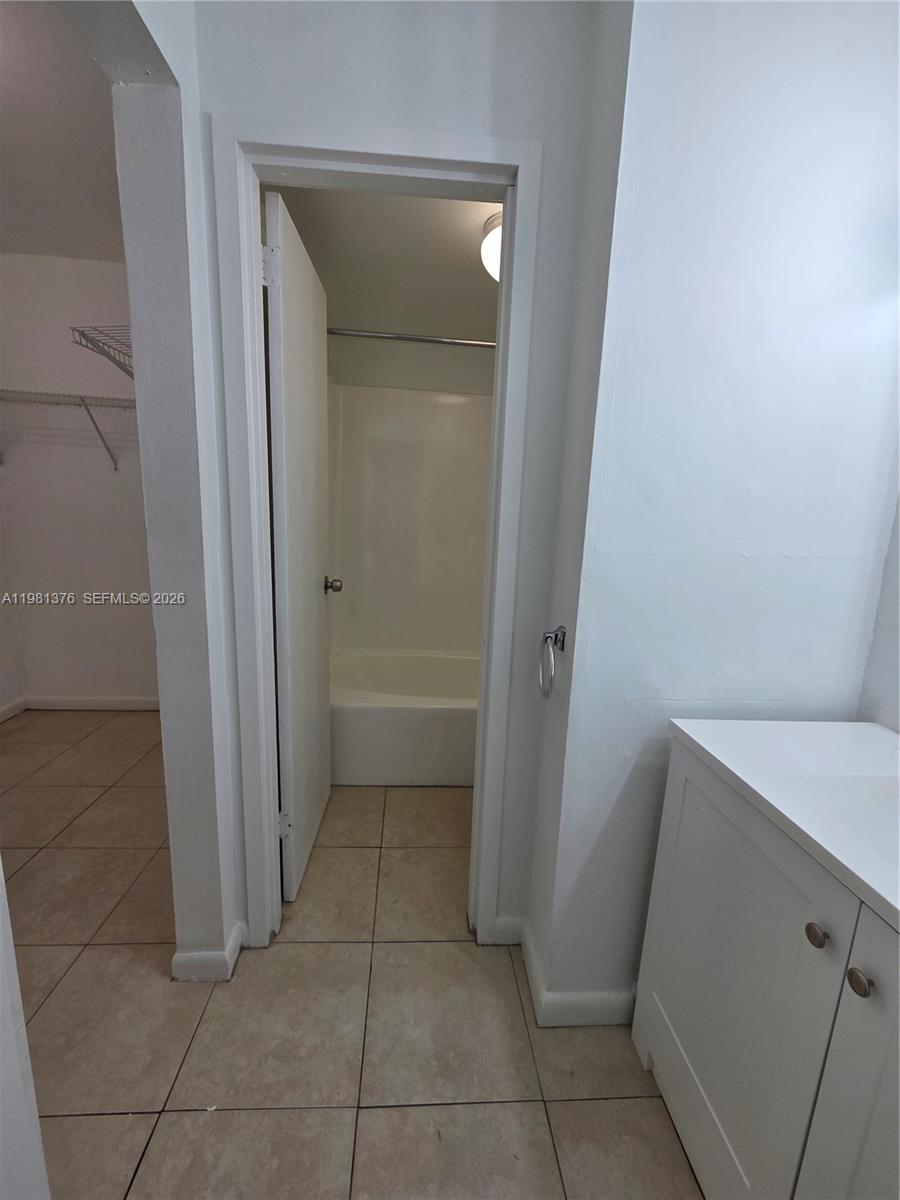 2350 NE 135th St #201 North Miami, FL 33181