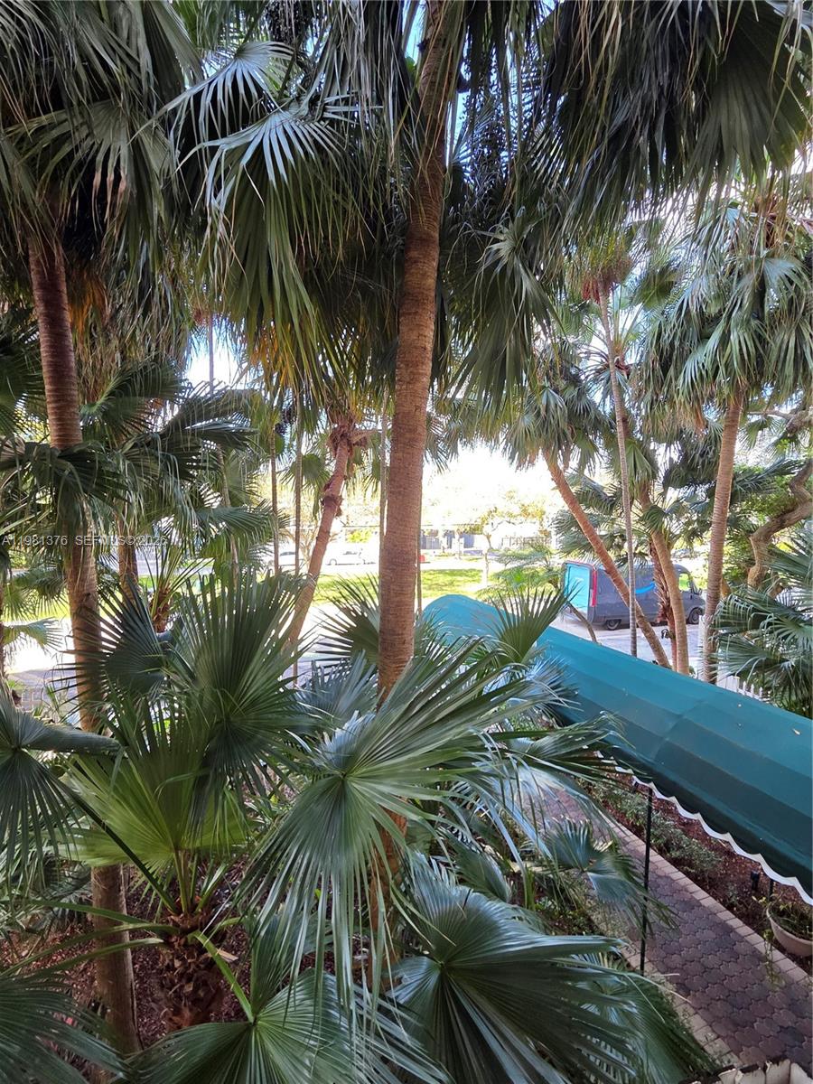 2350 NE 135th St #201 North Miami, FL 33181