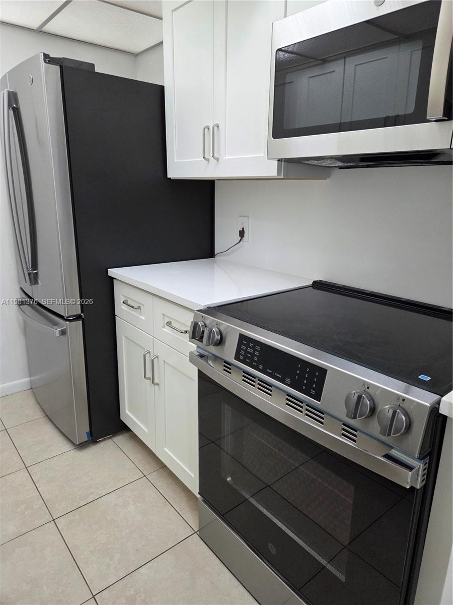 2350 NE 135th St #201 North Miami, FL 33181