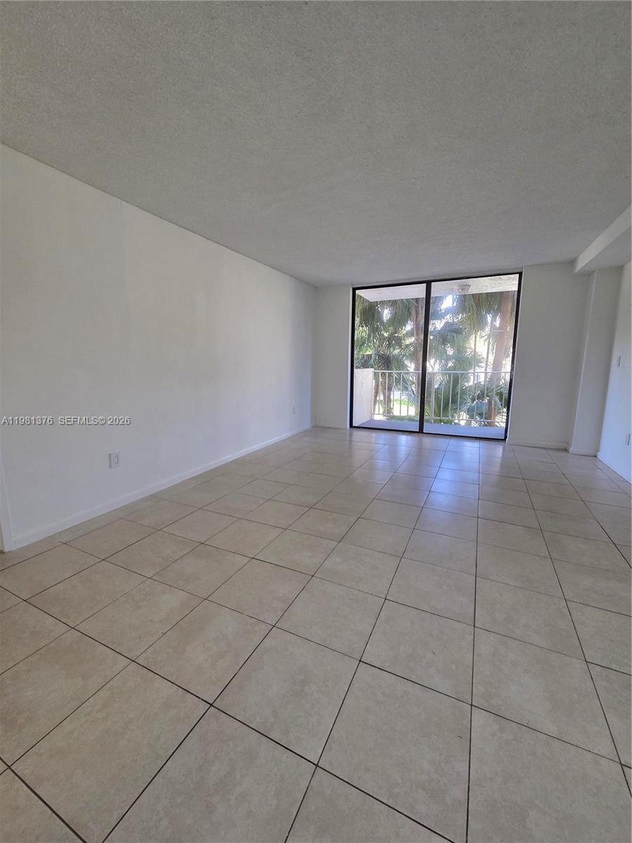 2350 NE 135th St #201 North Miami, FL 33181