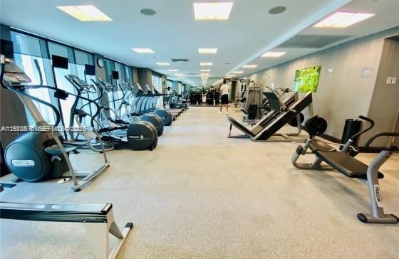 950 Brickell Bay Dr #2001 Miami, FL 33131