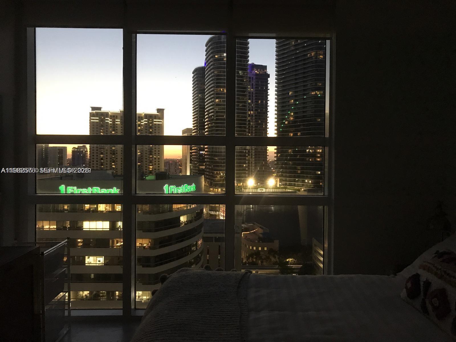 950 Brickell Bay Dr #2001 Miami, FL 33131