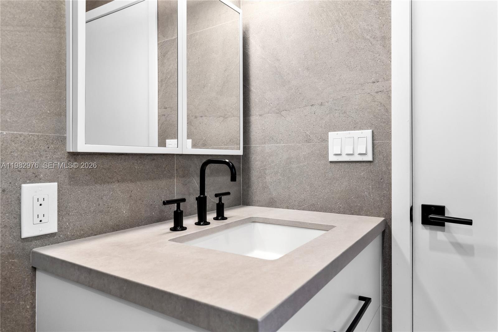 6975 SW 149th Ter Palmetto Bay, FL 33158