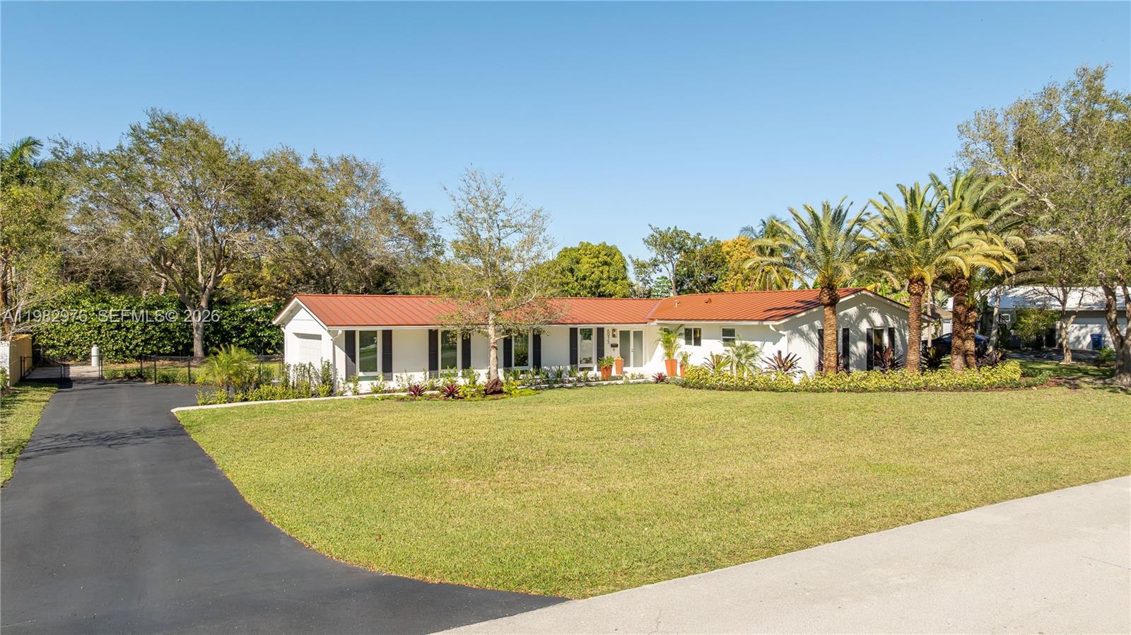 6975 SW 149th Ter Palmetto Bay, FL 33158