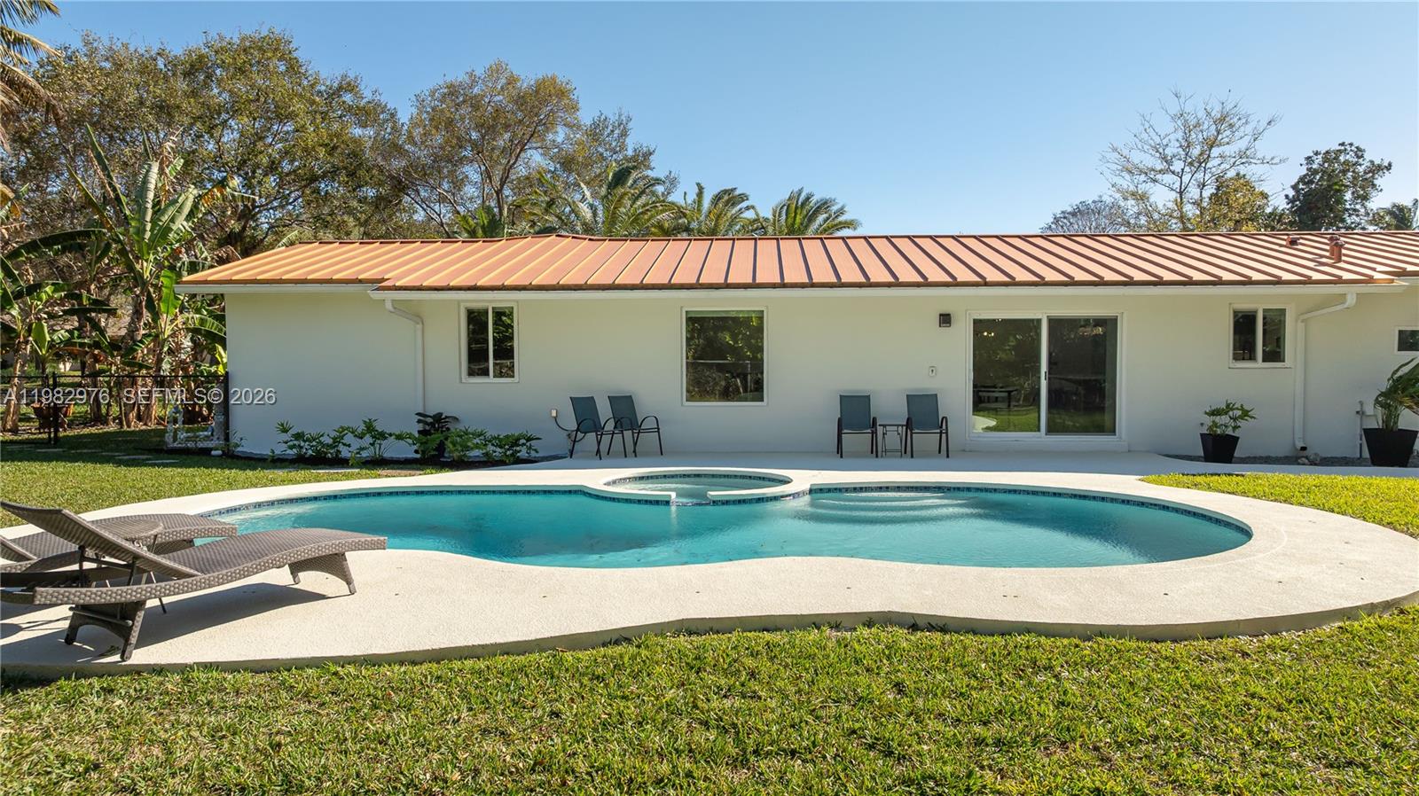 6975 SW 149th Ter Palmetto Bay, FL 33158