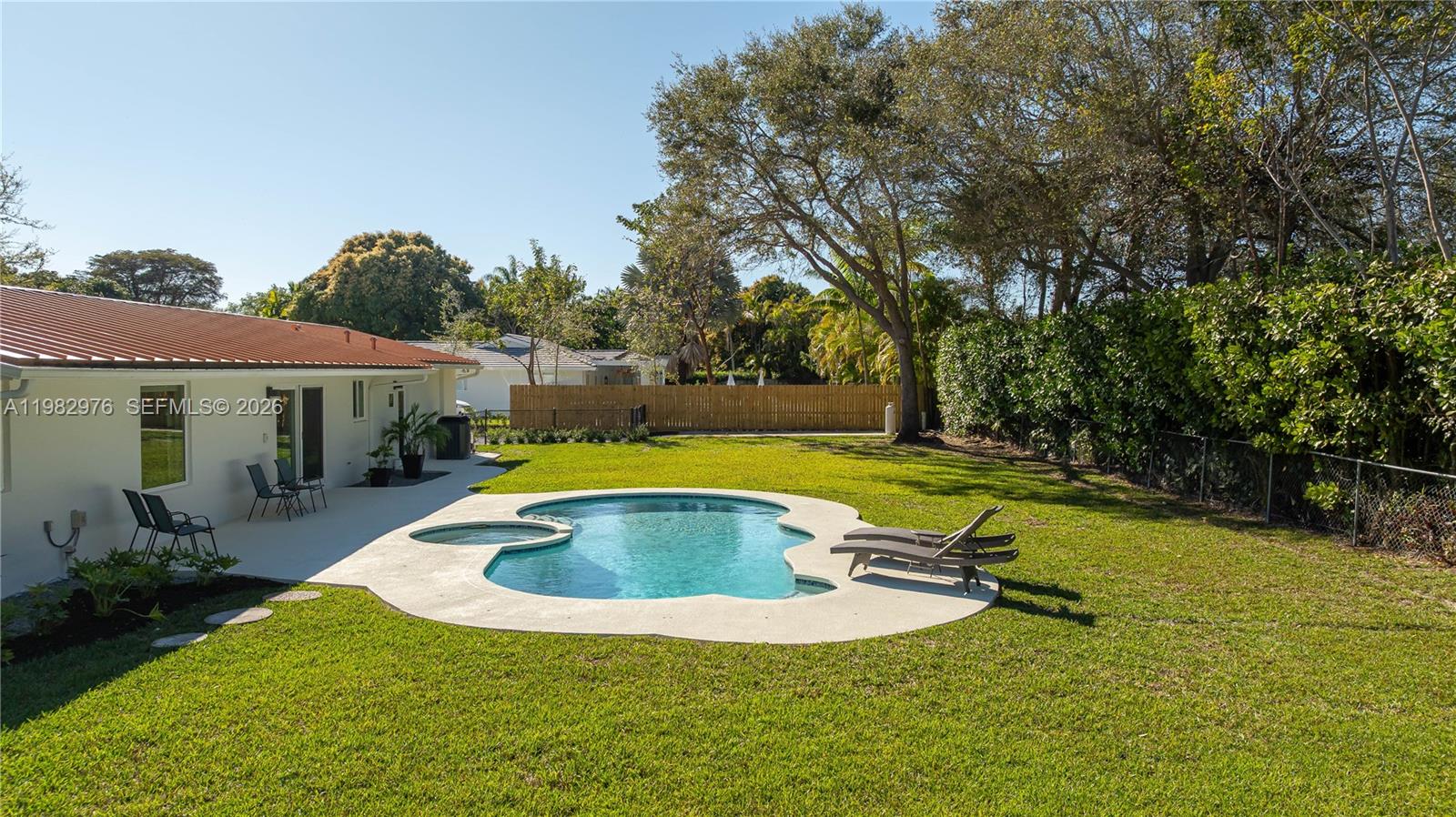 6975 SW 149th Ter Palmetto Bay, FL 33158