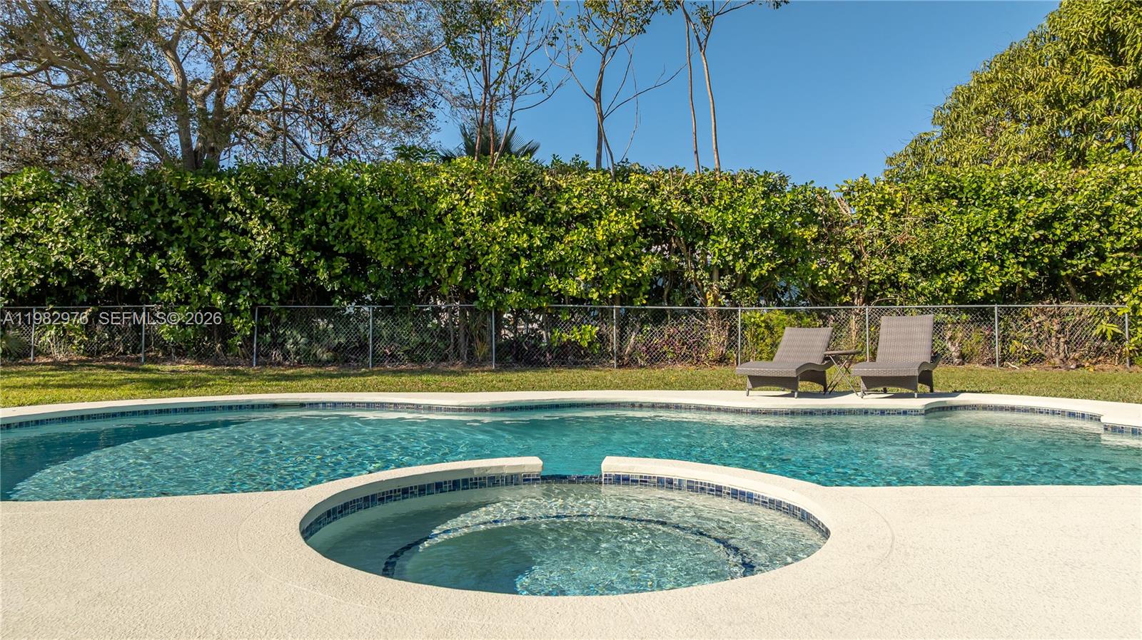 6975 SW 149th Ter Palmetto Bay, FL 33158