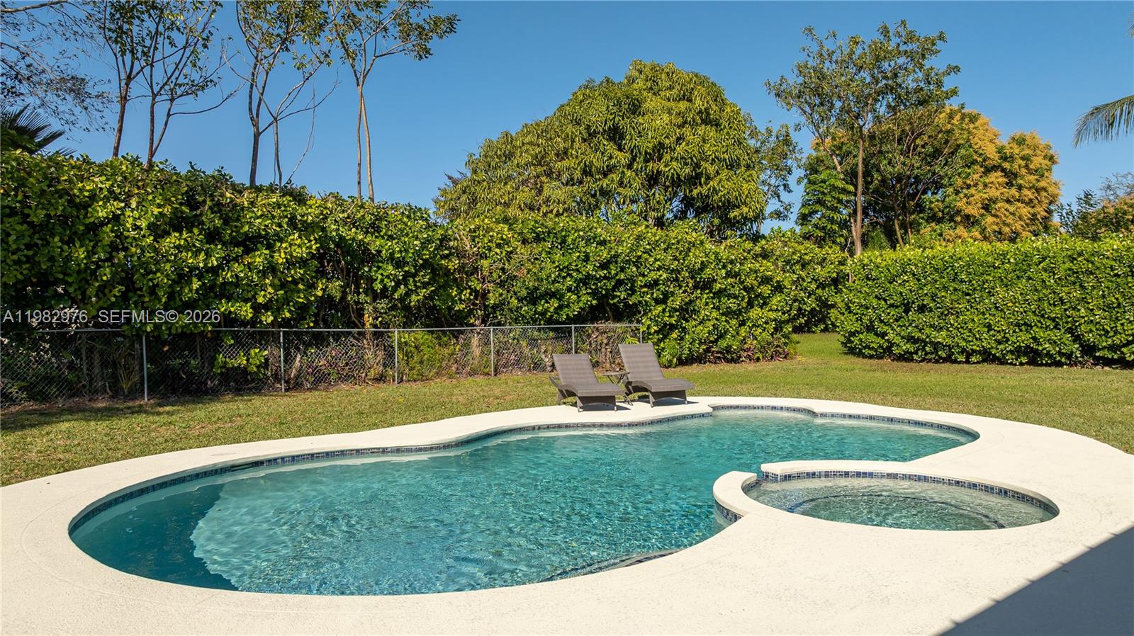 6975 SW 149th Ter Palmetto Bay, FL 33158