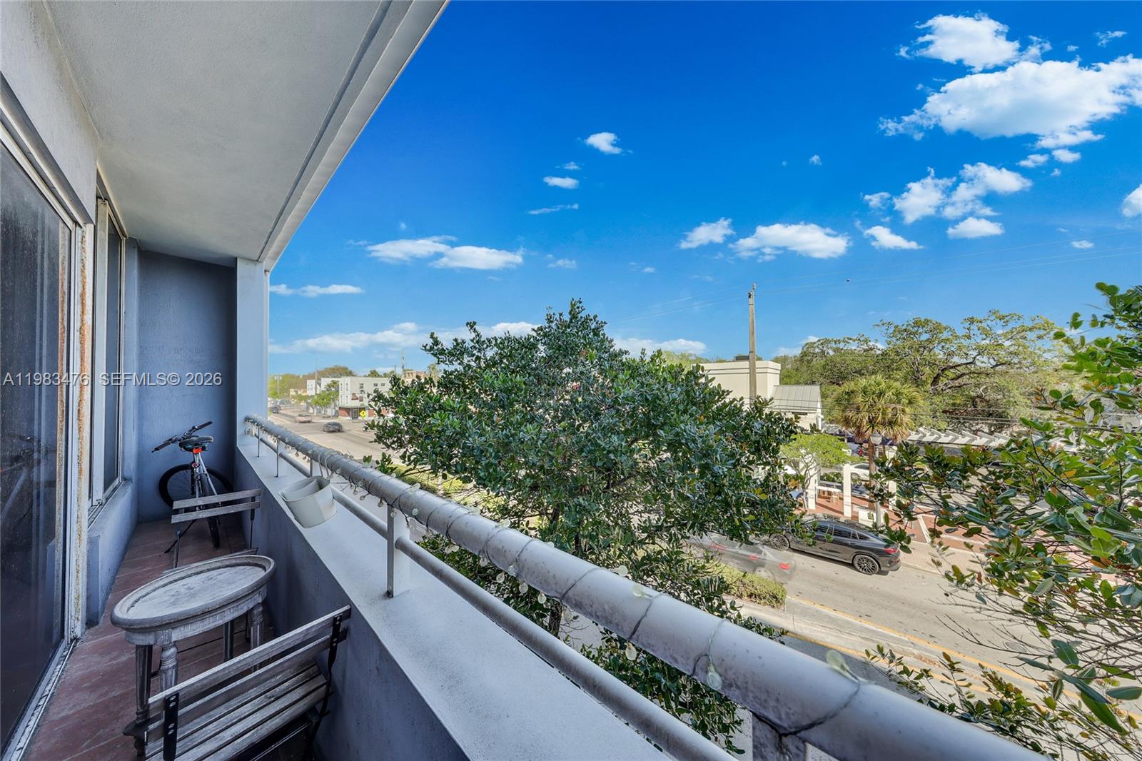 3250 Grand Ave #303 Miami, FL 33133