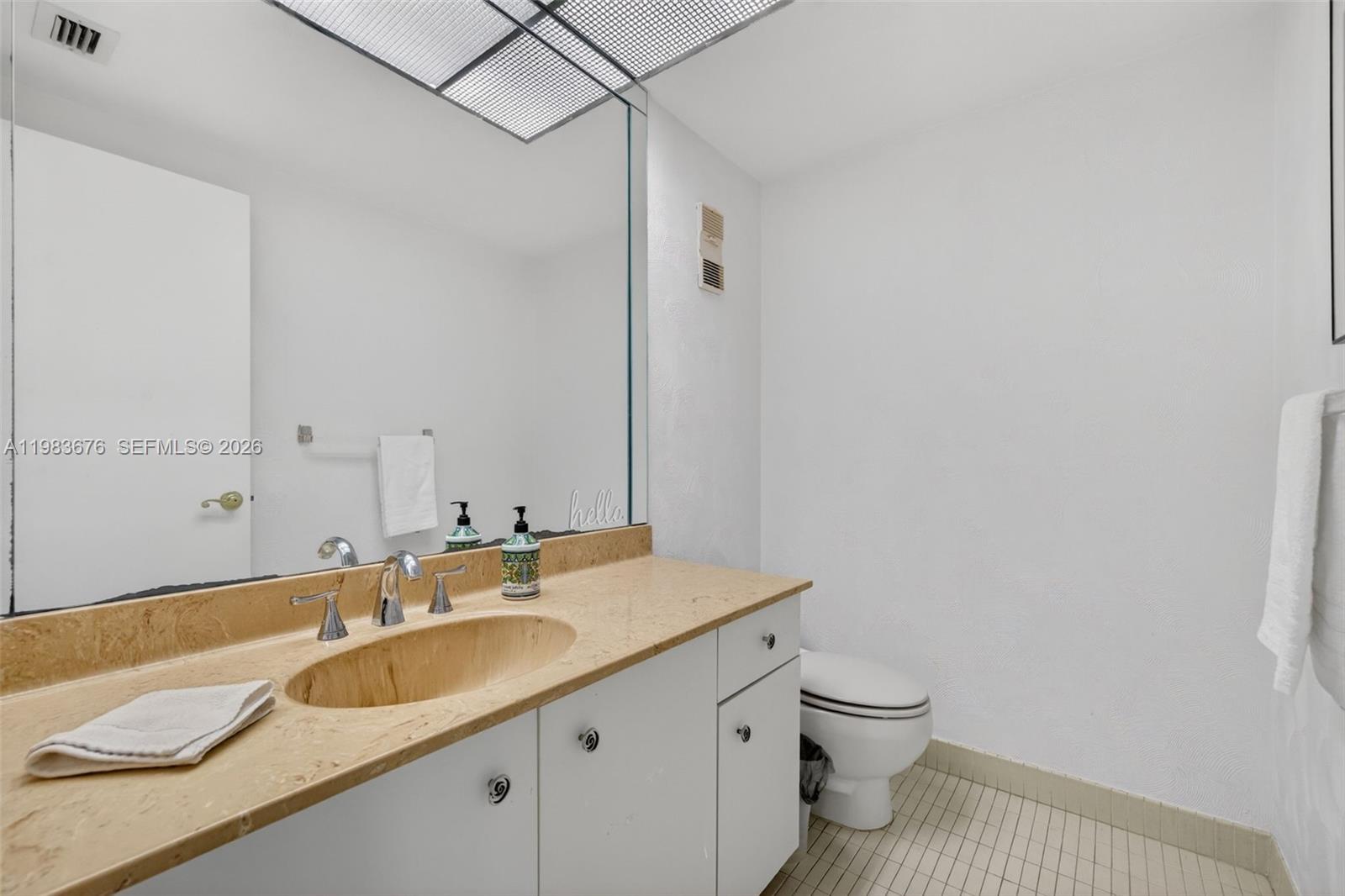 image Hamptons West27