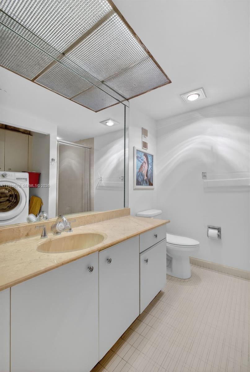 image Hamptons West47