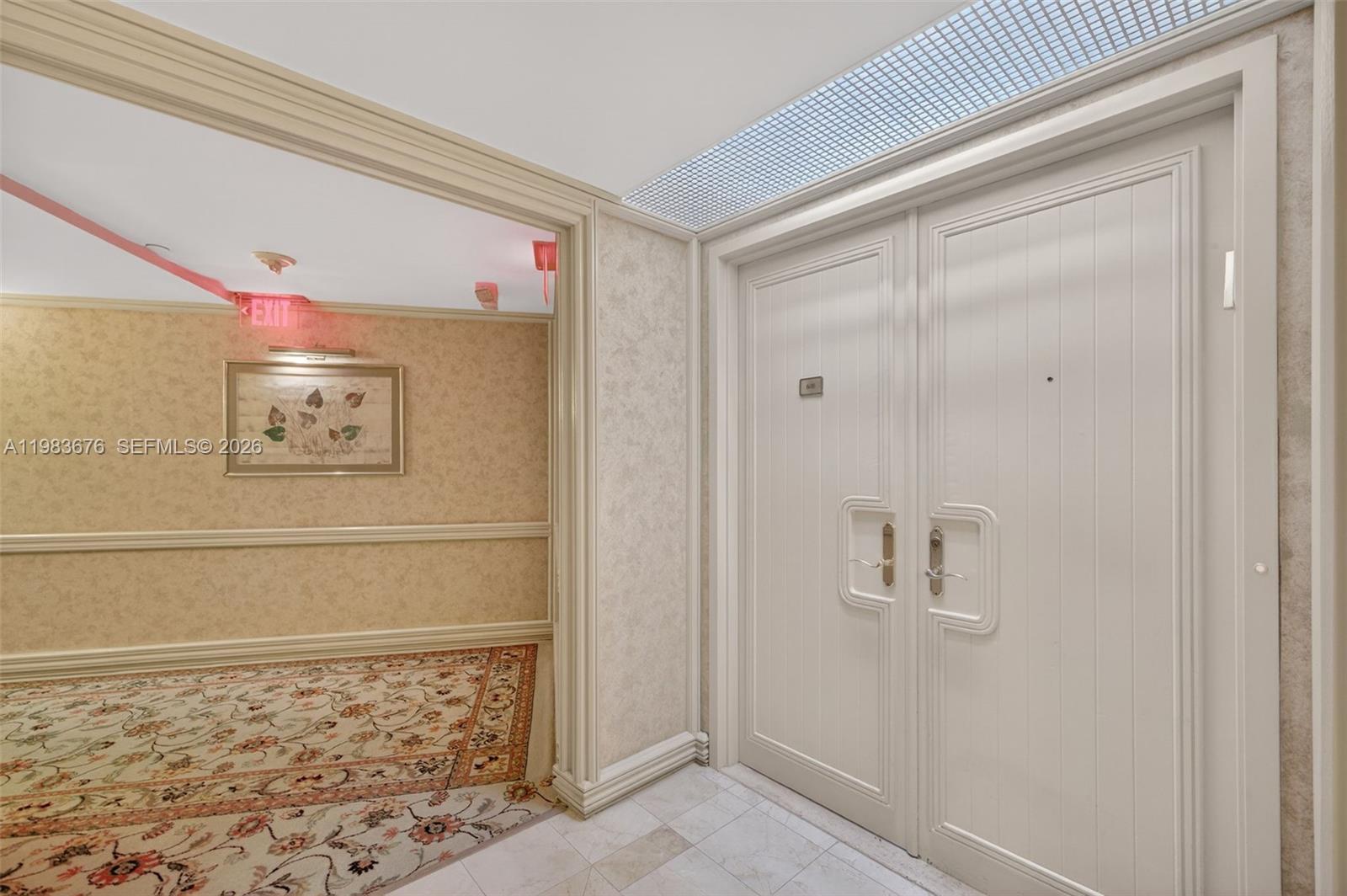 image Hamptons West55