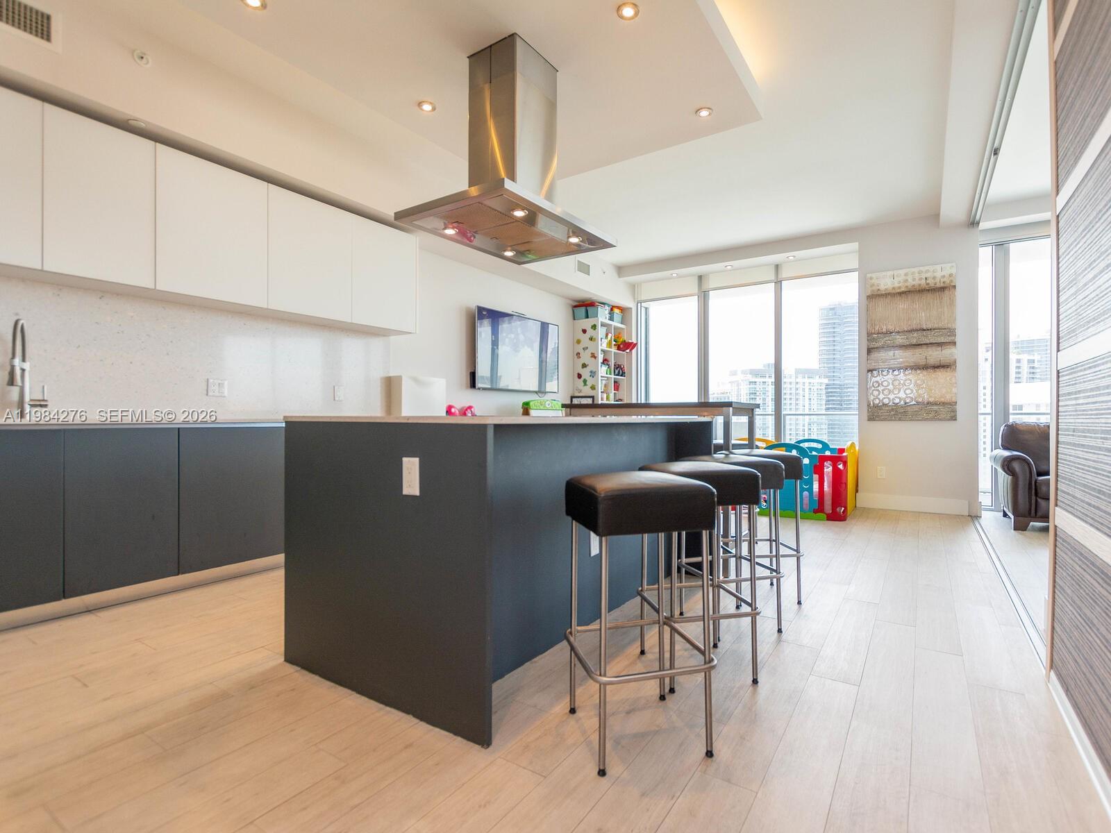 1300 Brickell Bay Dr #3804 Miami, FL 33131