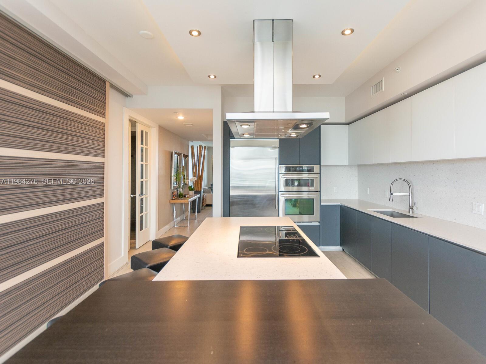 1300 Brickell Bay Dr #3804 Miami, FL 33131