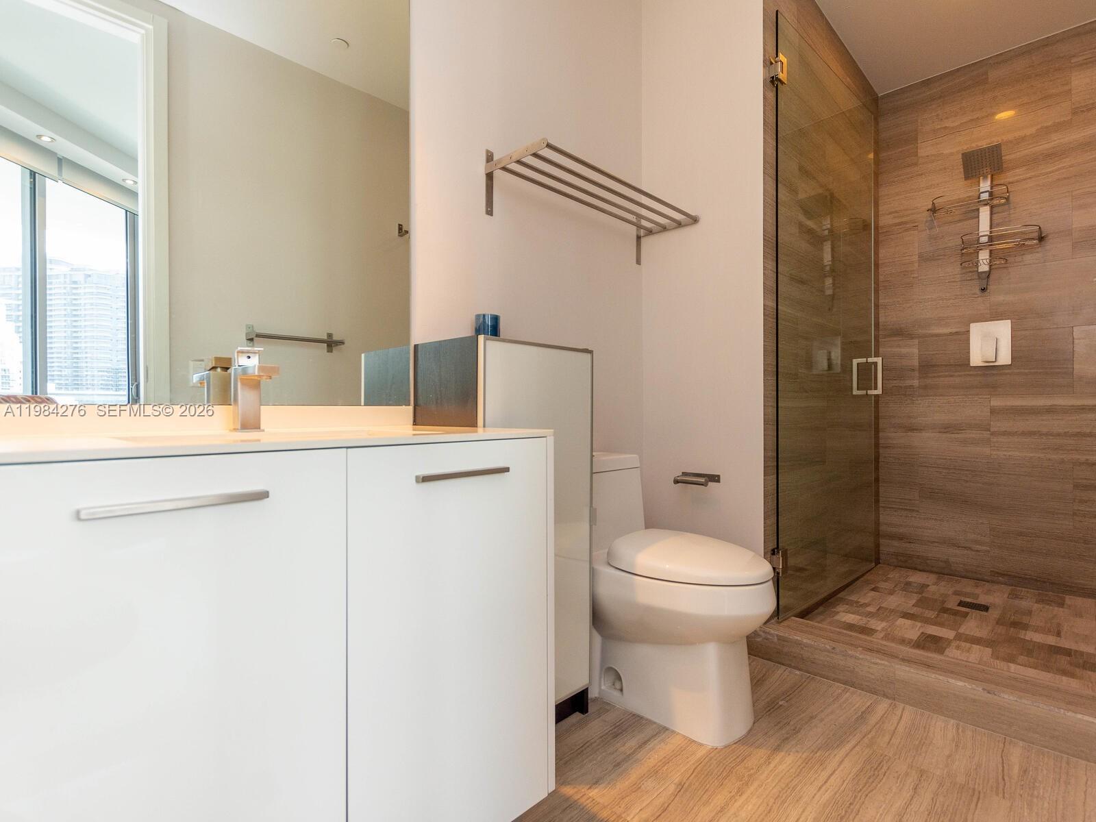 1300 Brickell Bay Dr #3804 Miami, FL 33131