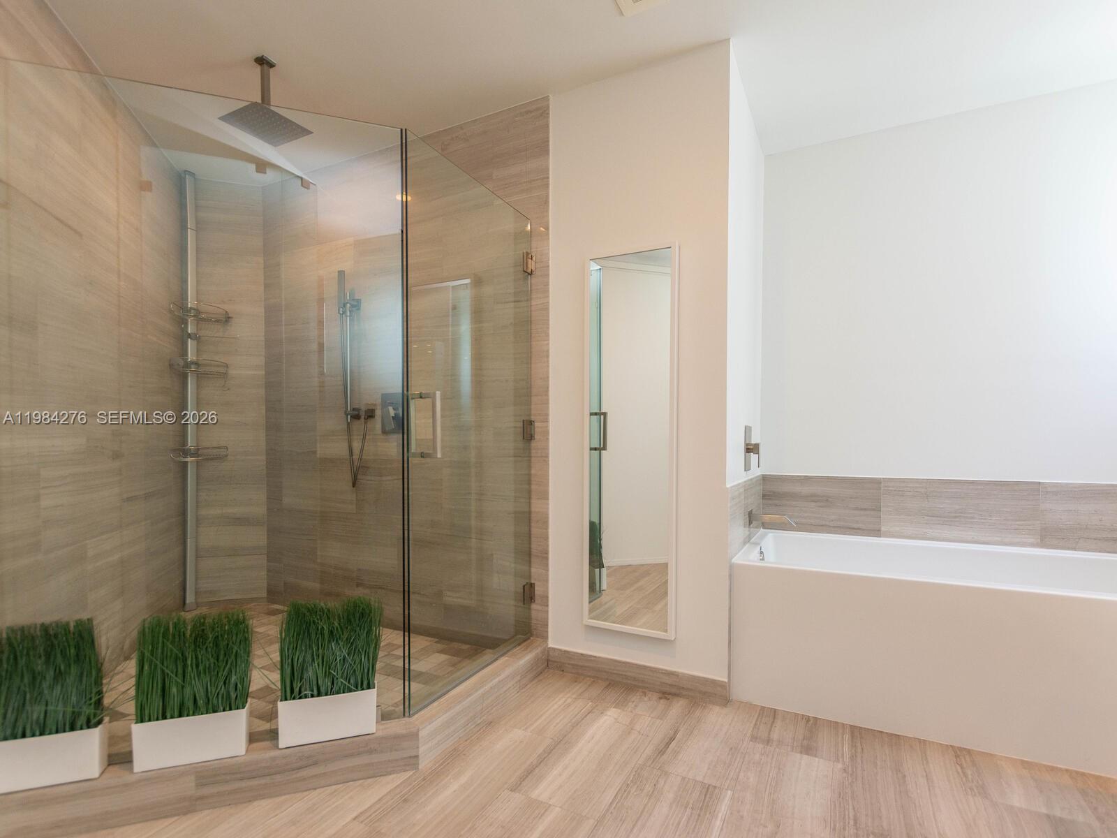 1300 Brickell Bay Dr #3804 Miami, FL 33131