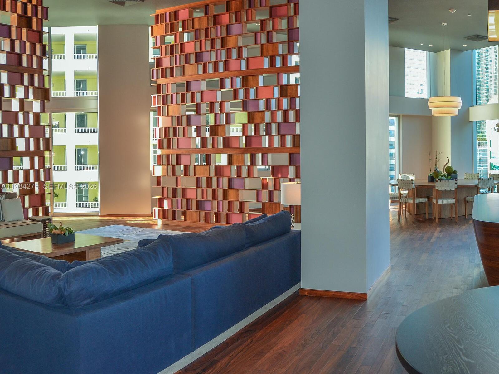 1300 Brickell Bay Dr #3804 Miami, FL 33131