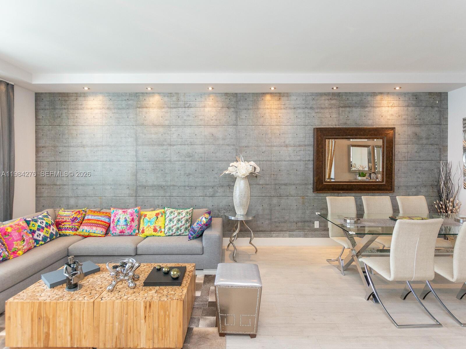 1300 Brickell Bay Dr #3804 Miami, FL 33131