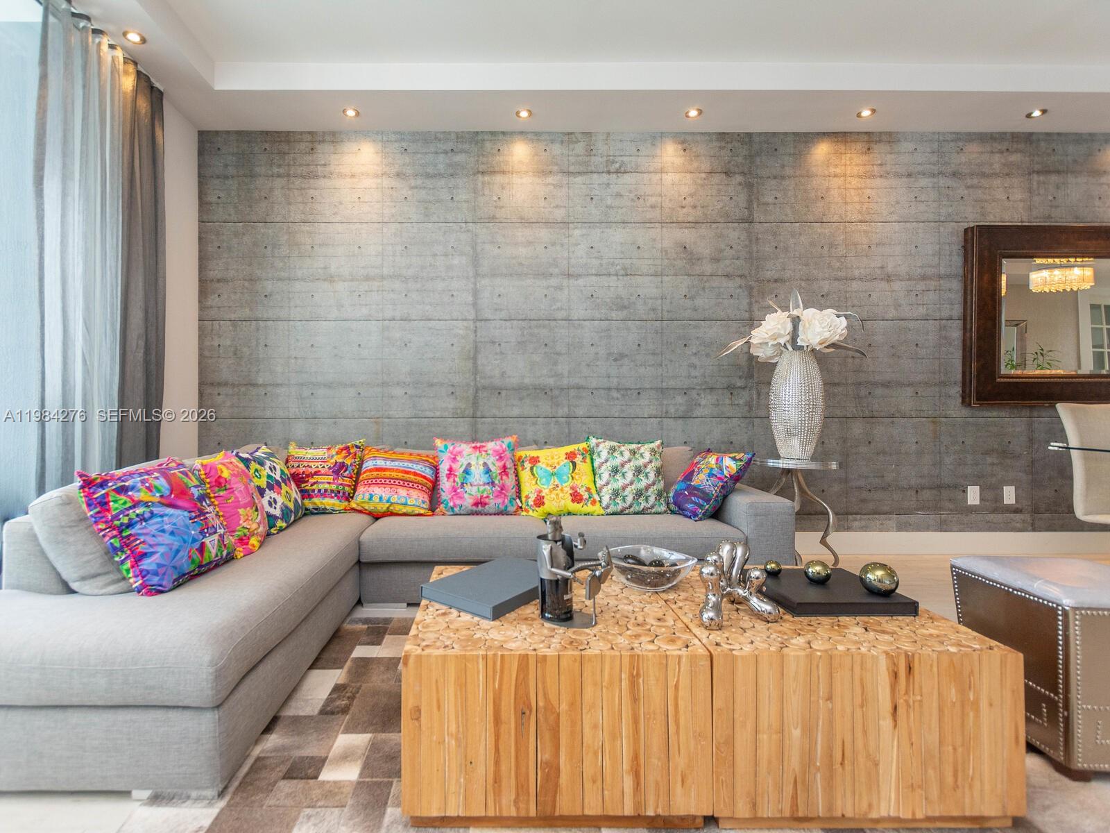 1300 Brickell Bay Dr #3804 Miami, FL 33131