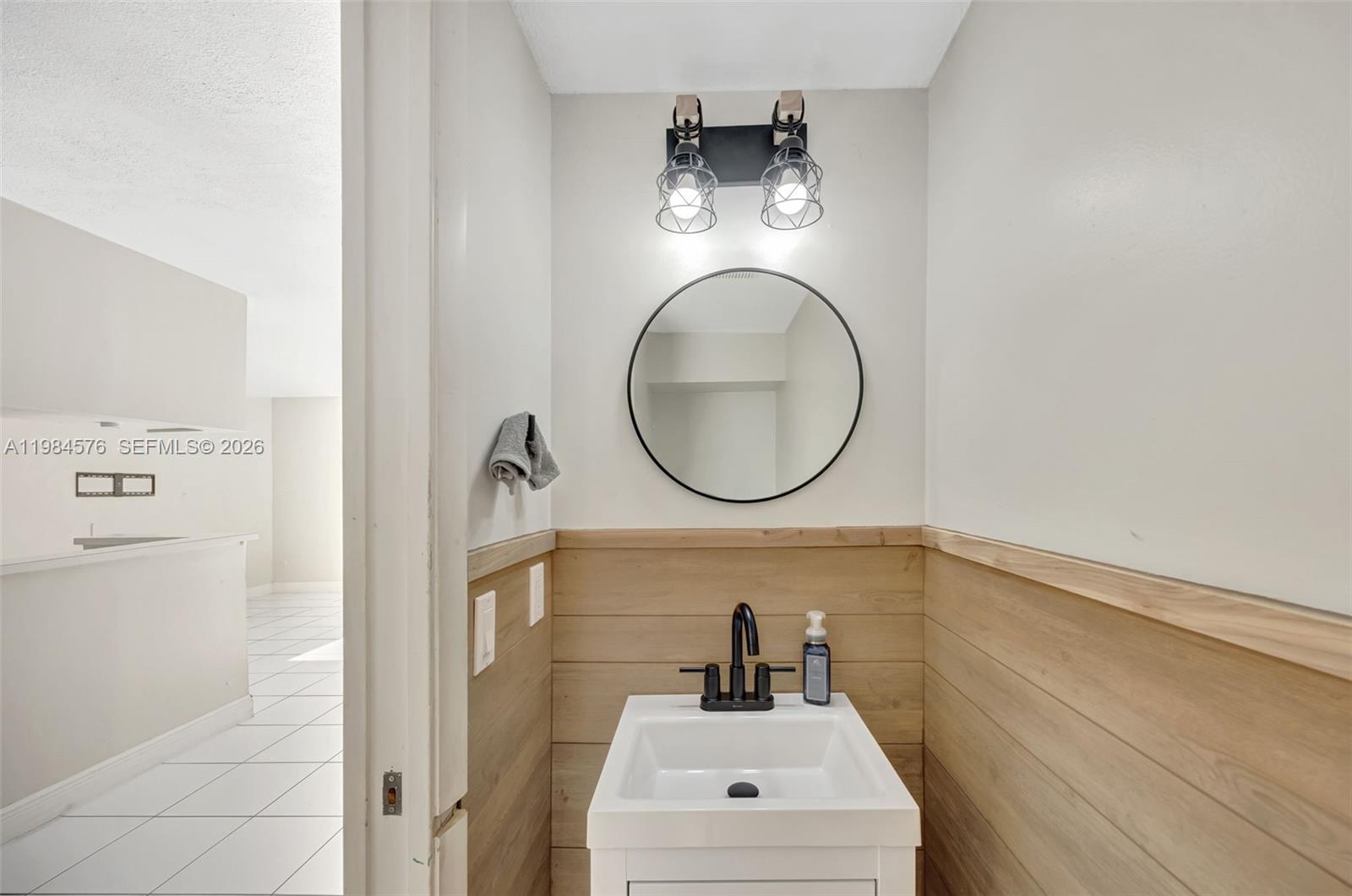 15224 SW 111th St Miami, FL 33196