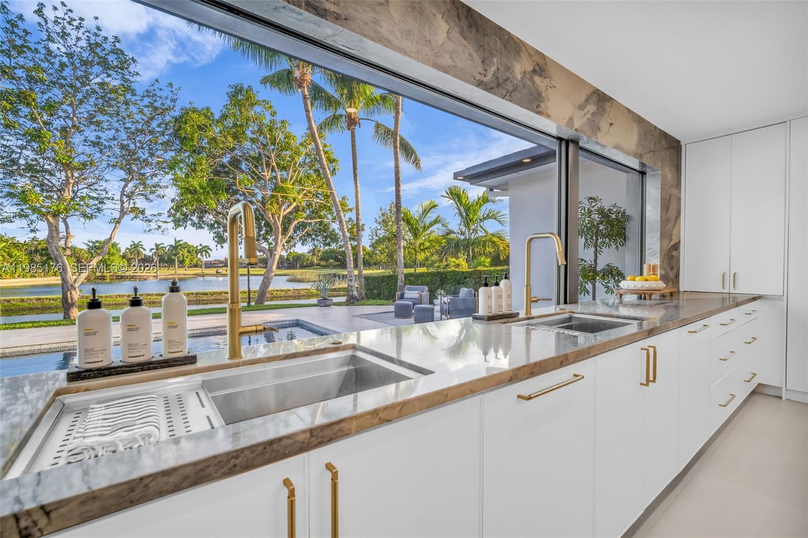 4430 Casper Ct Hollywood, FL 33021