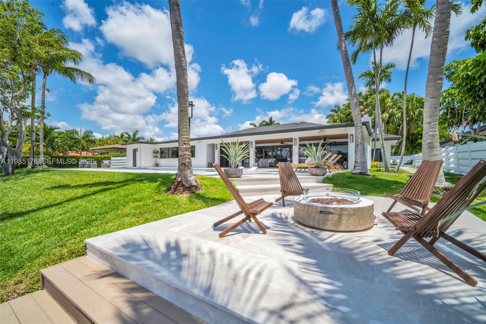 4430 Casper Ct Hollywood, FL 33021