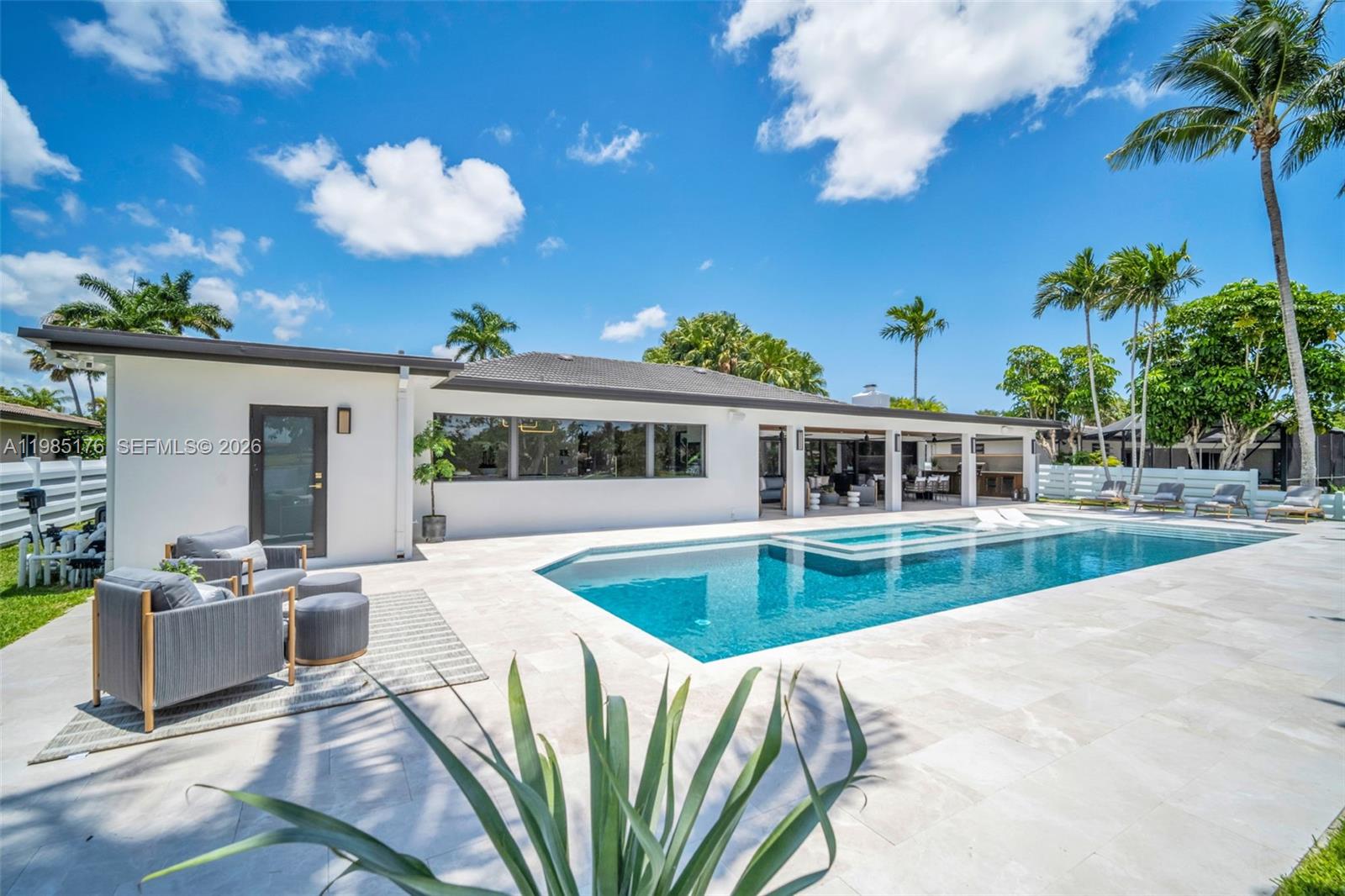 4430 Casper Ct Hollywood, FL 33021