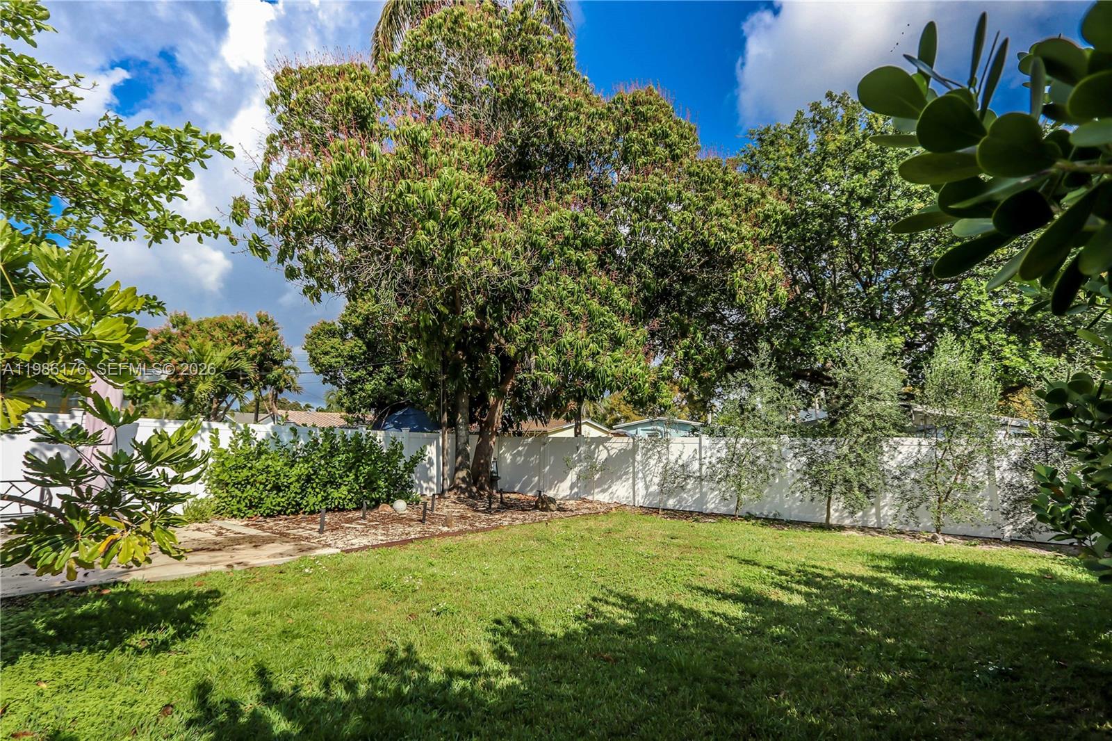 1523 Johnson St Hollywood, FL 33020