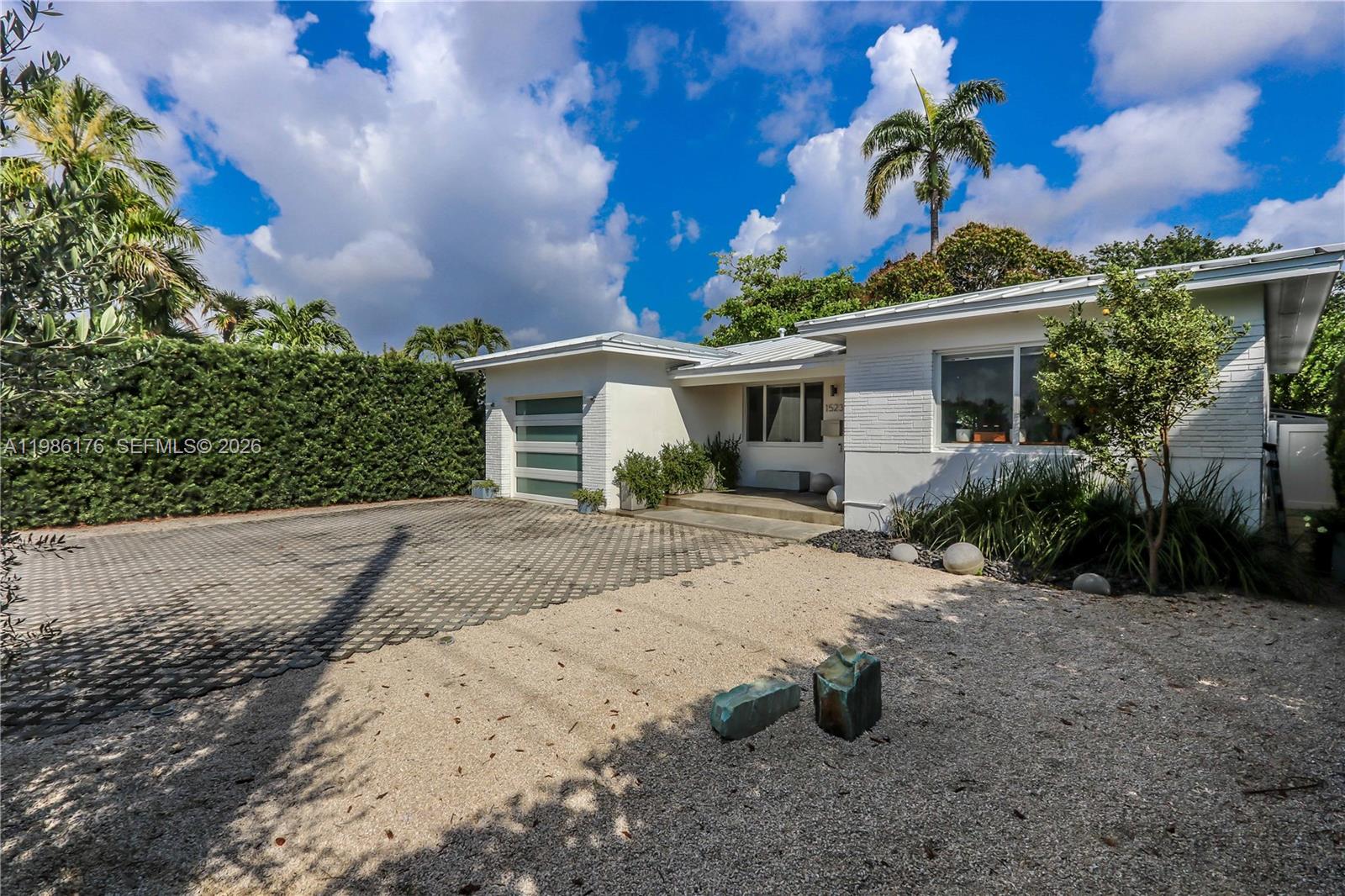 1523 Johnson St Hollywood, FL 33020