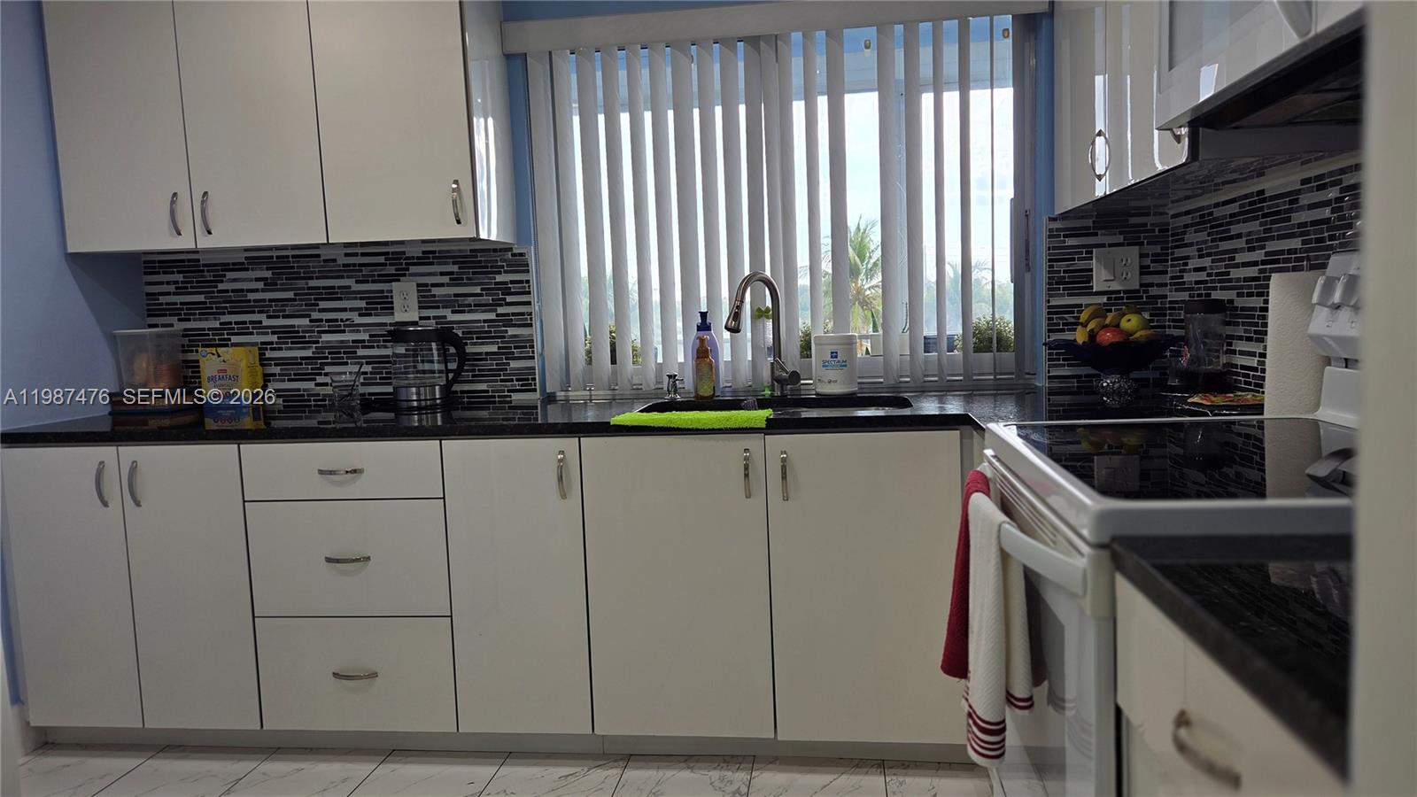 9400 Lime Bay Blvd #315 Tamarac, FL 33321