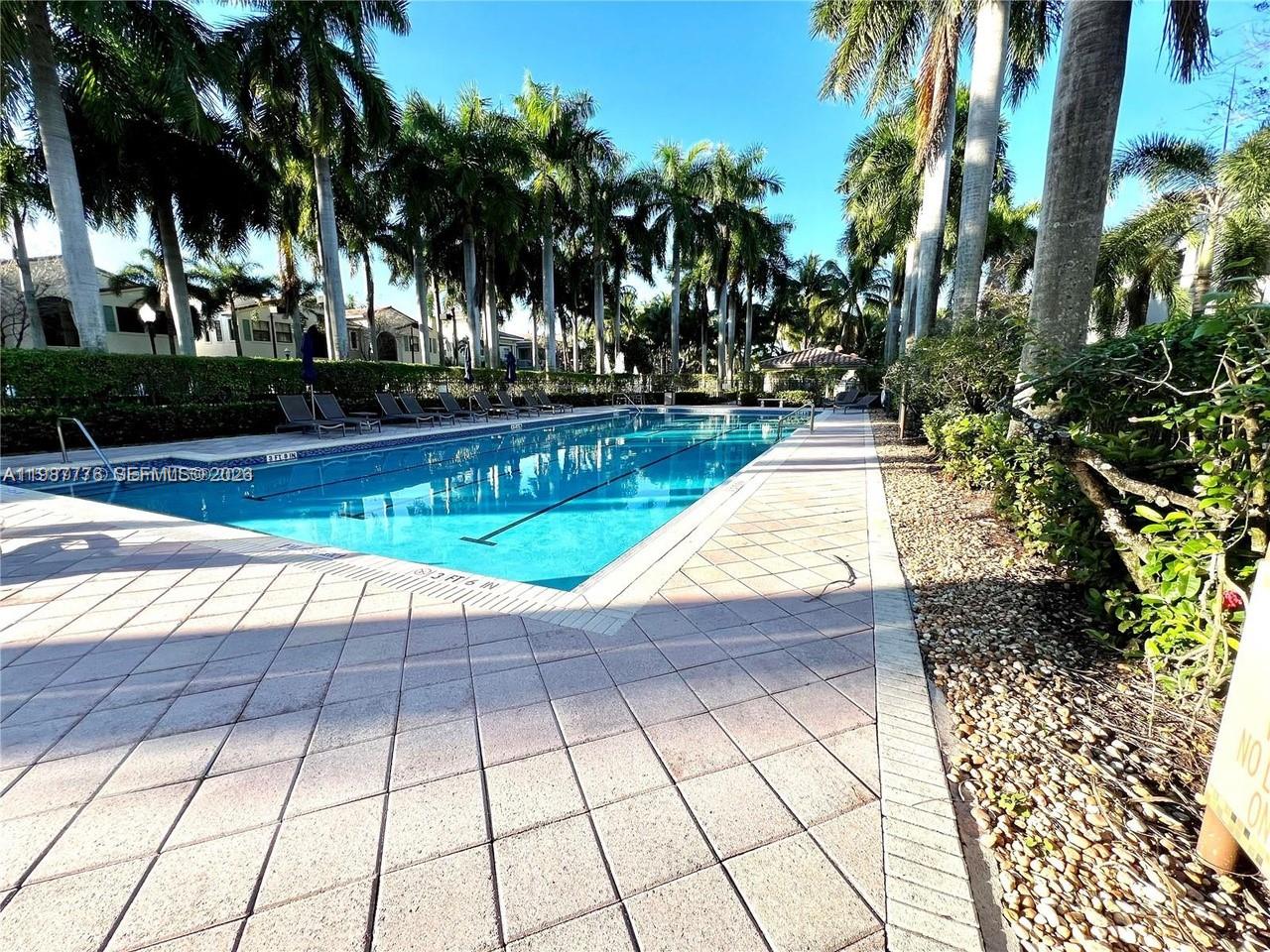 12490 NW 33rd St Sunrise, FL 33323