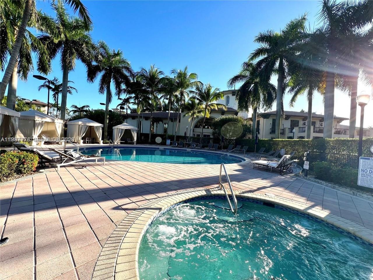 12490 NW 33rd St Sunrise, FL 33323