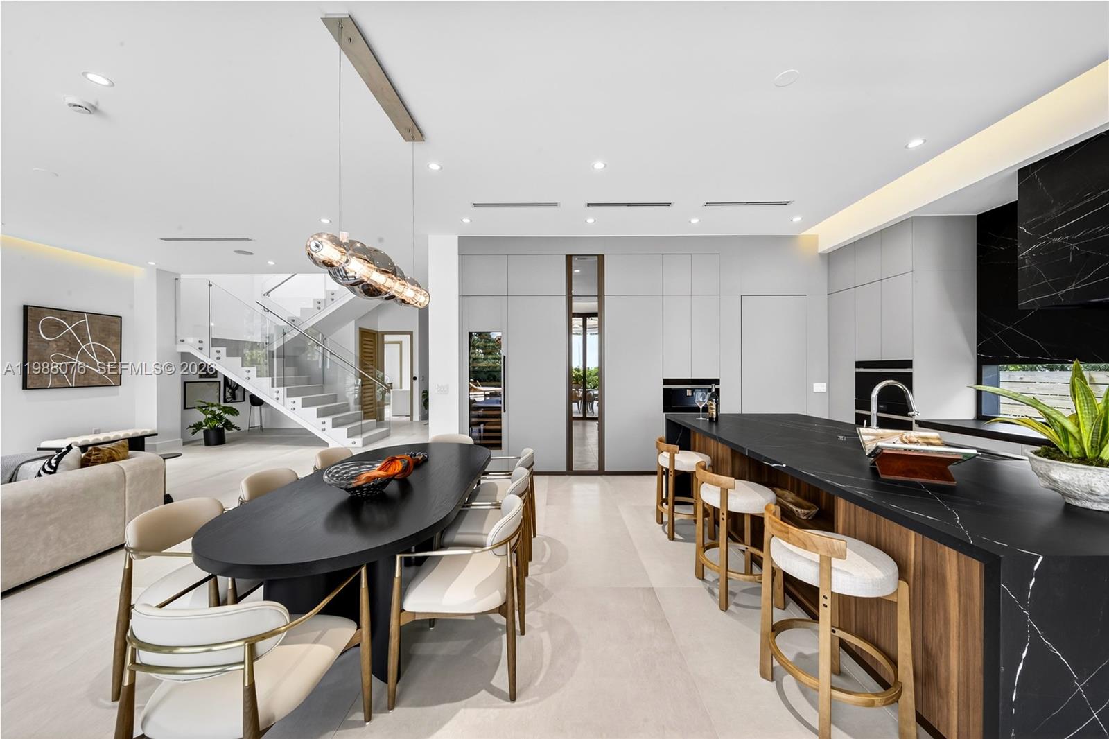 609 SW 24th Rd Miami, FL 33129