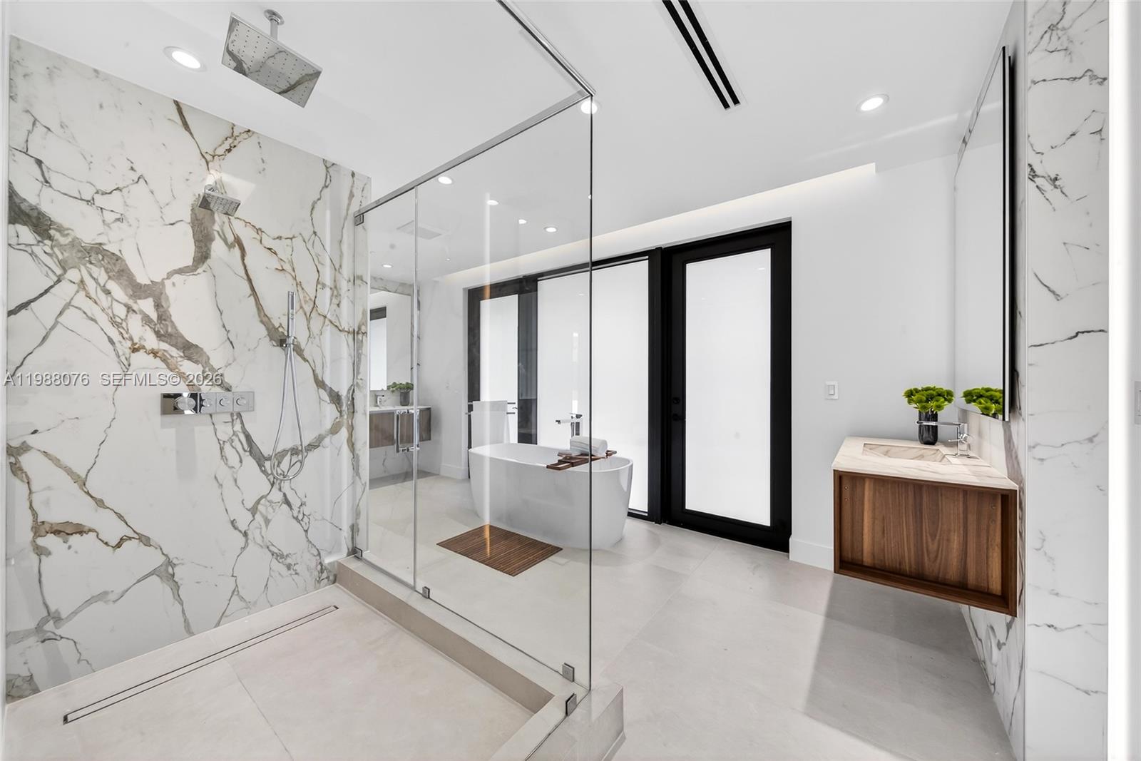 609 SW 24th Rd Miami, FL 33129