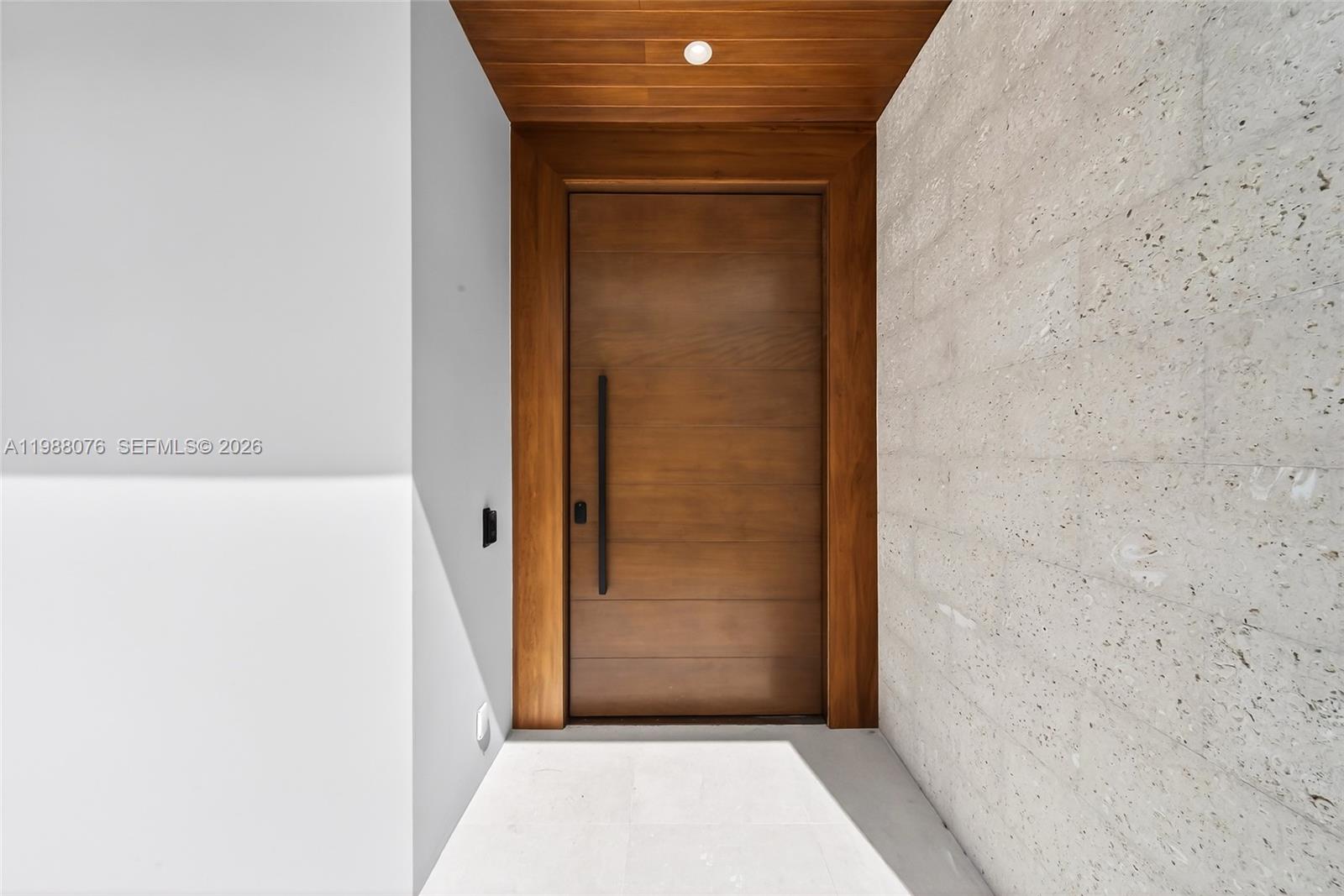 609 SW 24th Rd Miami, FL 33129