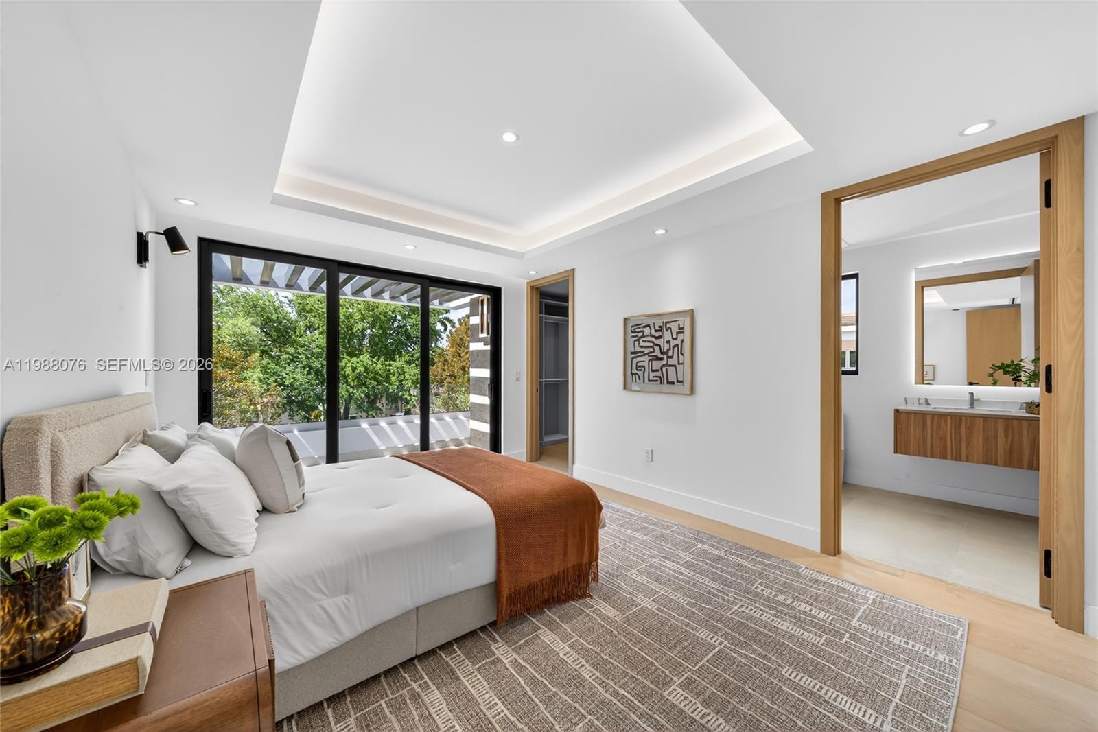 609 SW 24th Rd Miami, FL 33129