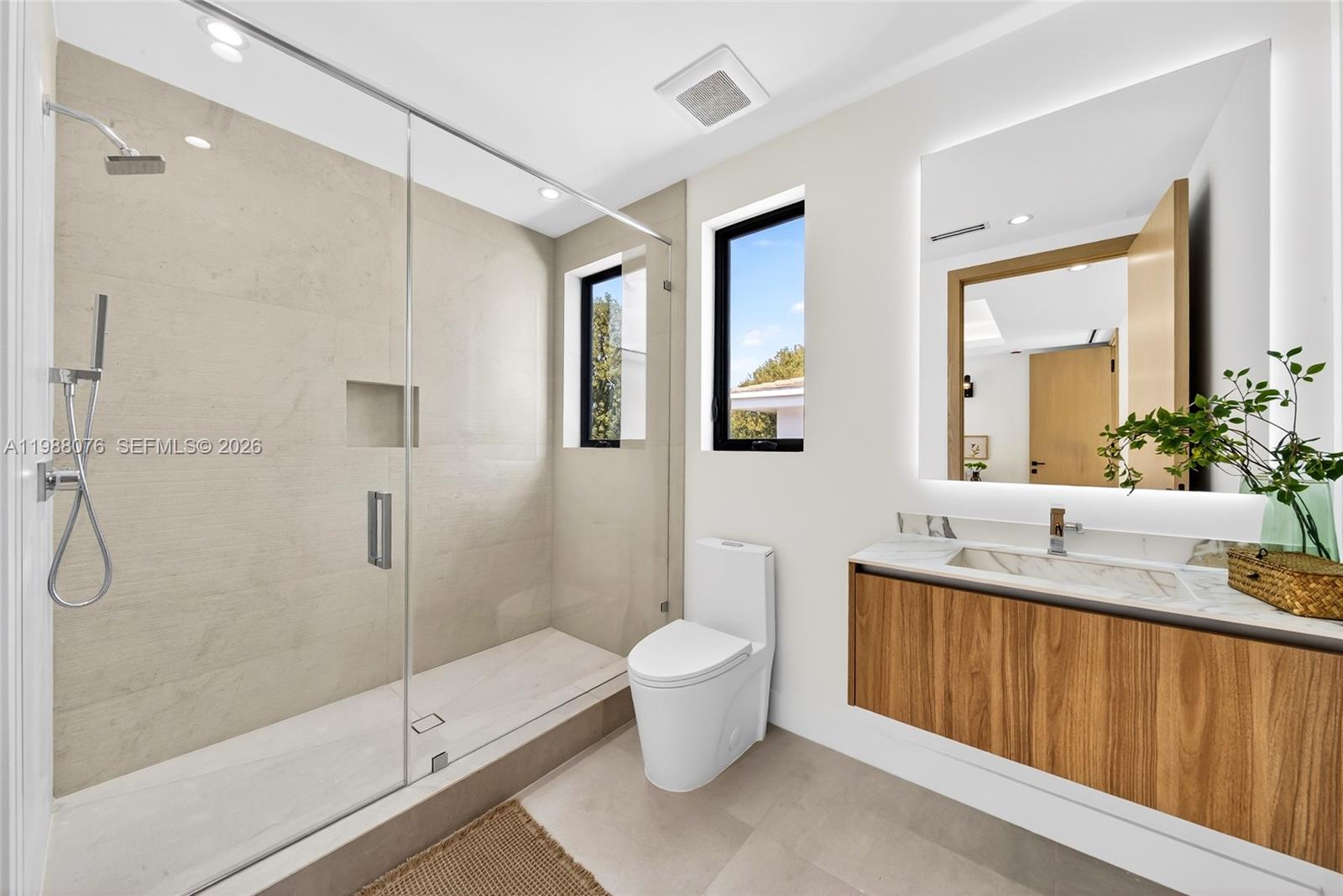 609 SW 24th Rd Miami, FL 33129