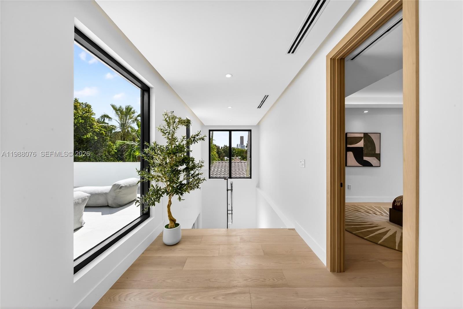 609 SW 24th Rd Miami, FL 33129