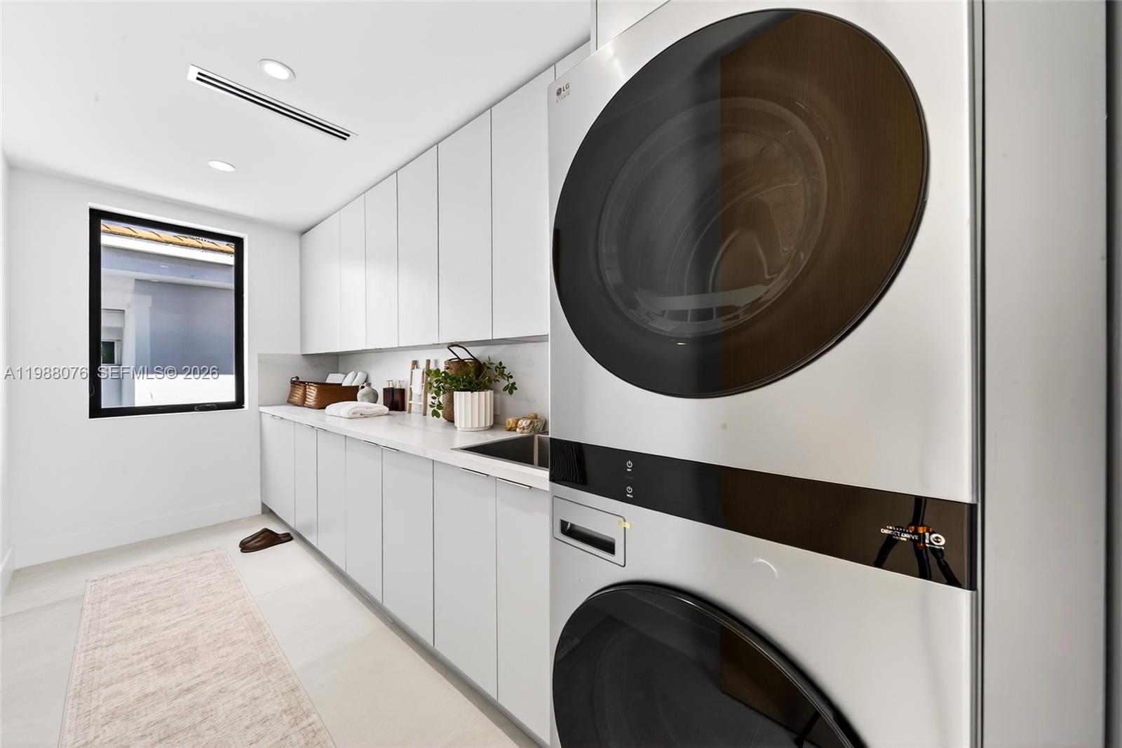 609 SW 24th Rd Miami, FL 33129