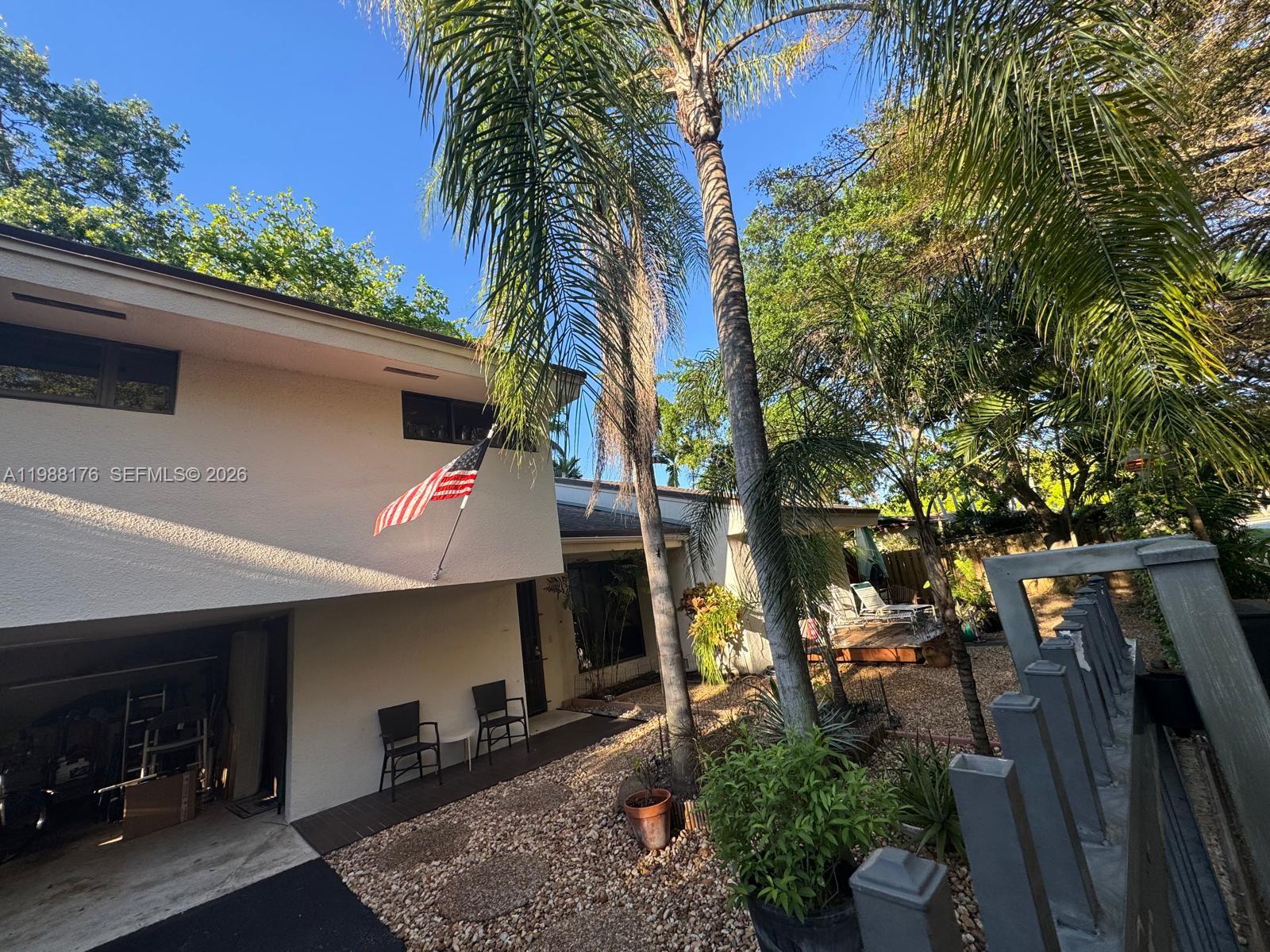 1753 Nocatee Dr Miami, FL 33133