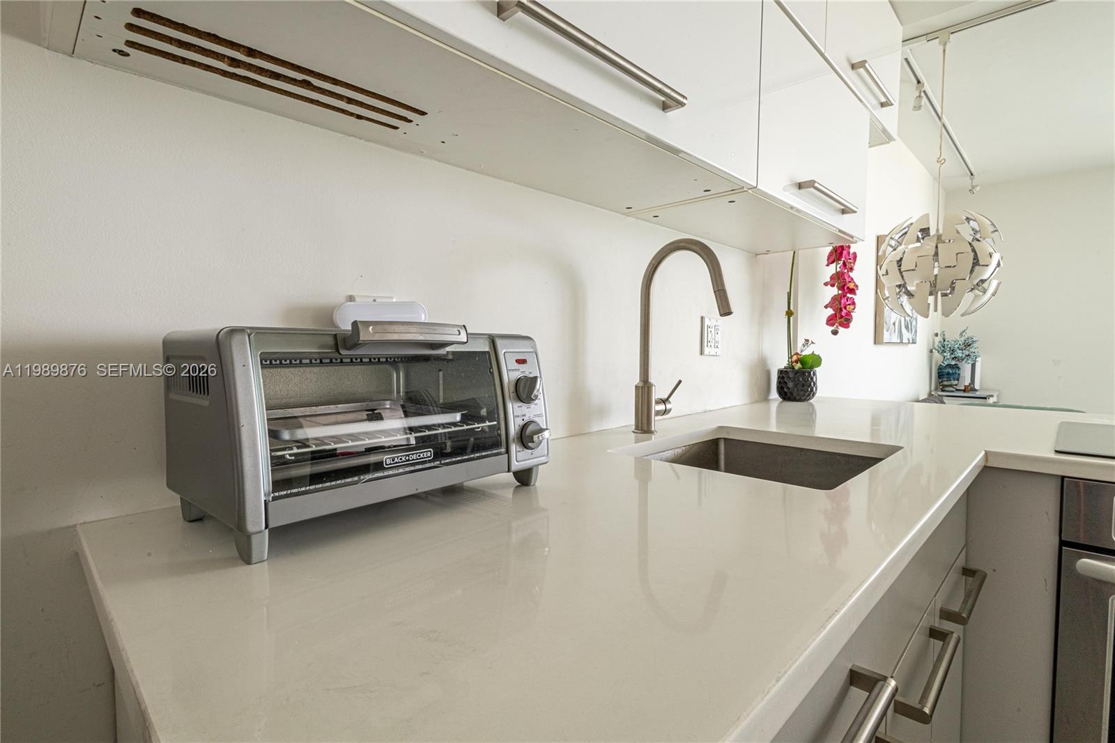 1035 West Ave #PH02 Miami Beach, FL 33139