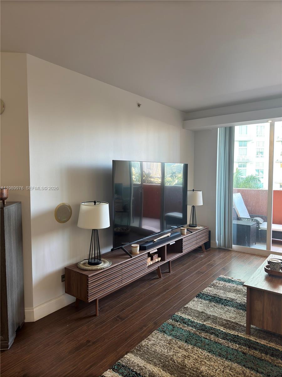 image Cite on the Bay East6