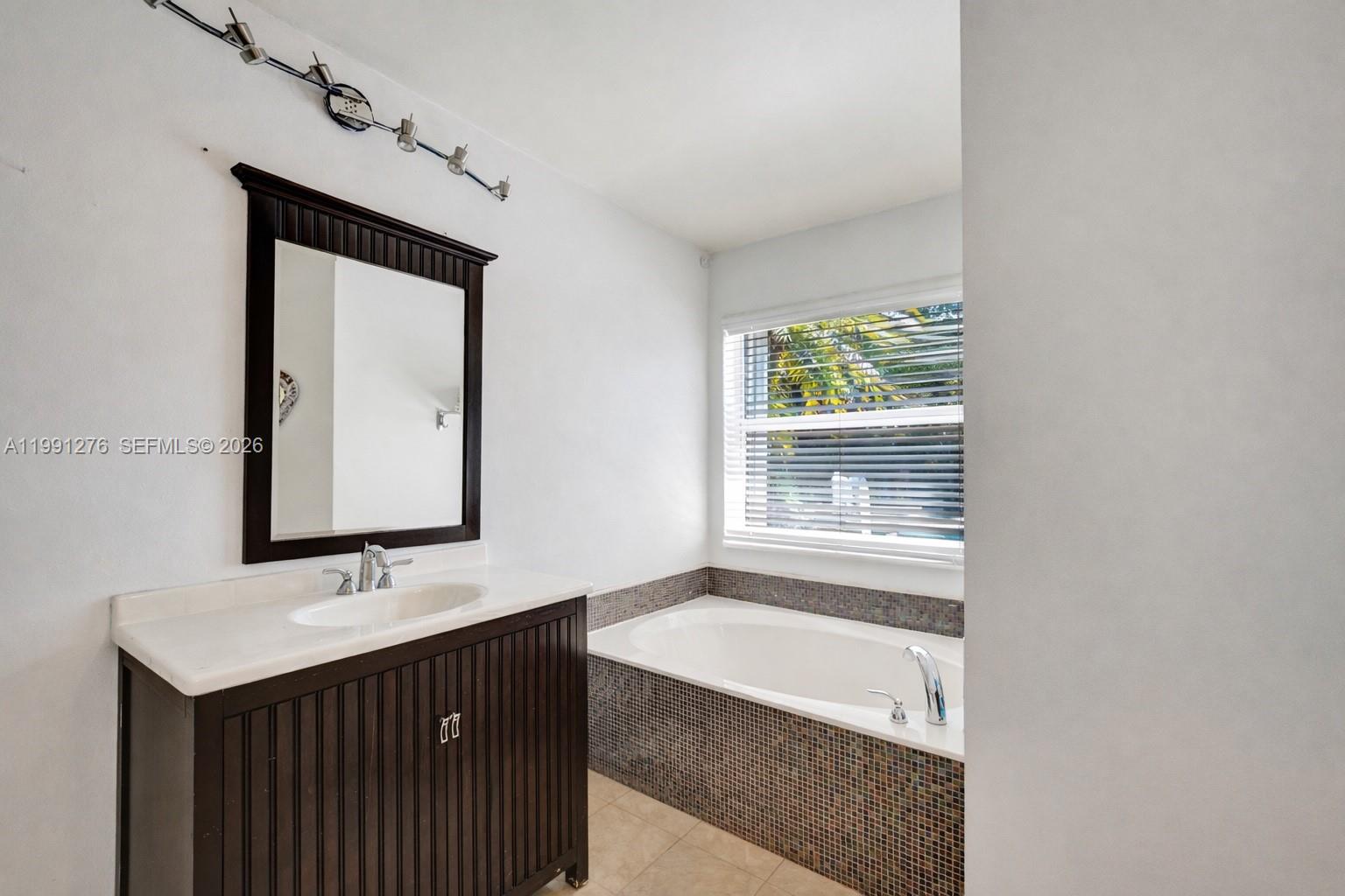 1080 Briar Rdg Rd Weston, FL 33327