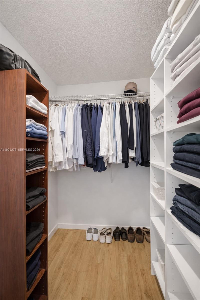 1080 Briar Rdg Rd Weston, FL 33327