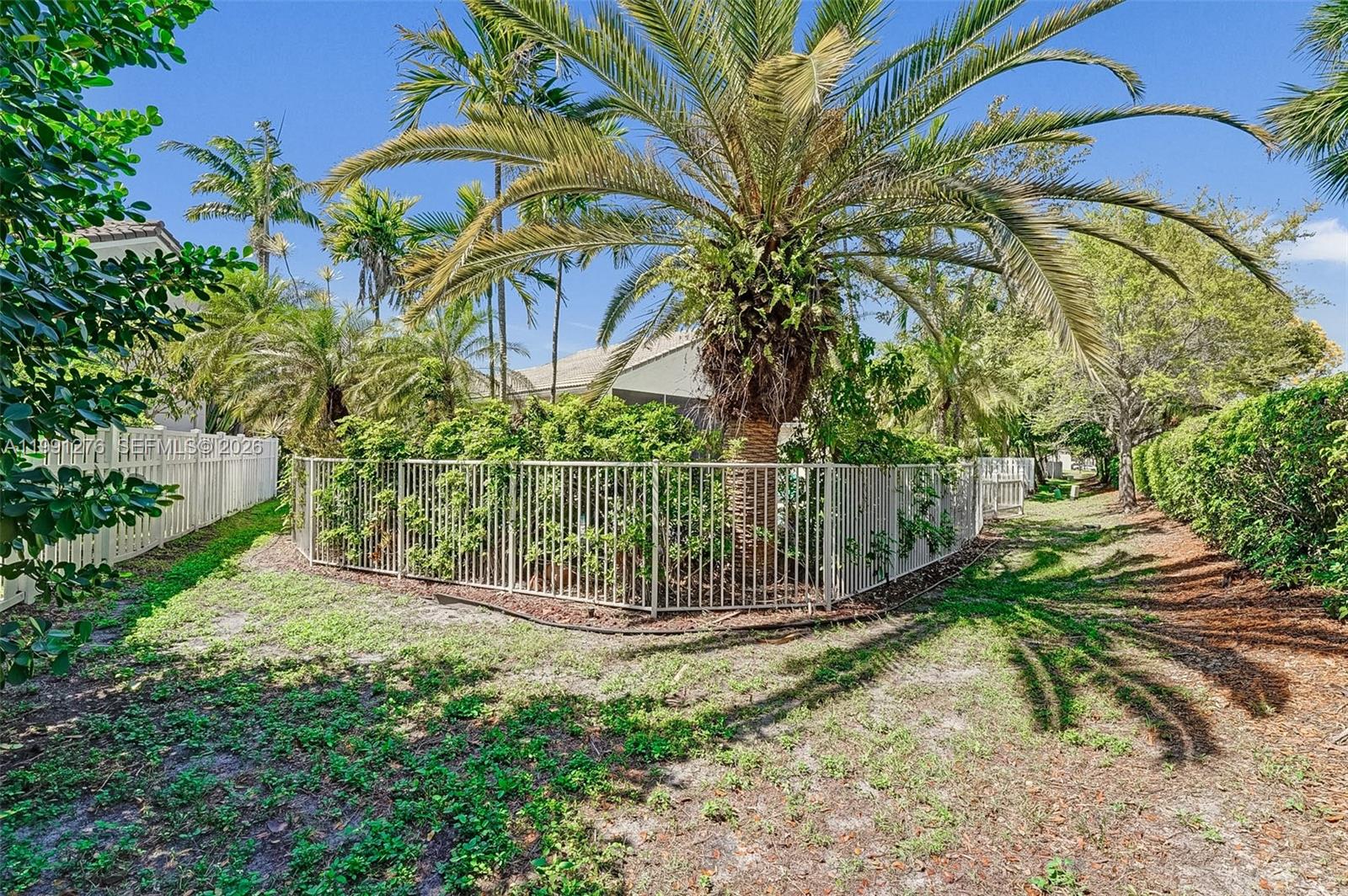 1080 Briar Rdg Rd Weston, FL 33327