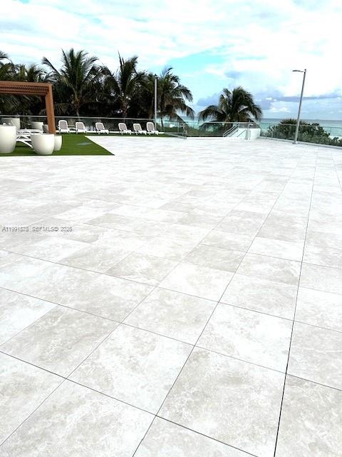 7135 Collins Ave #625 Miami Beach, FL 33141