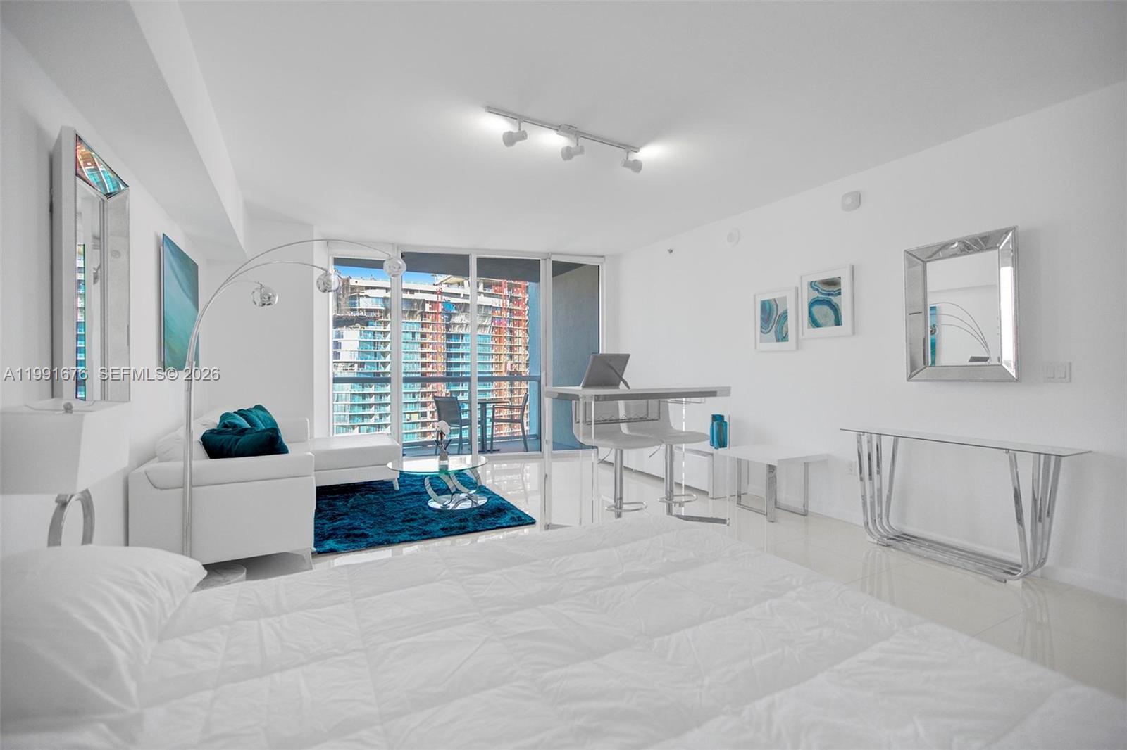475 Brickell Ave #5010 Miami, FL 33131