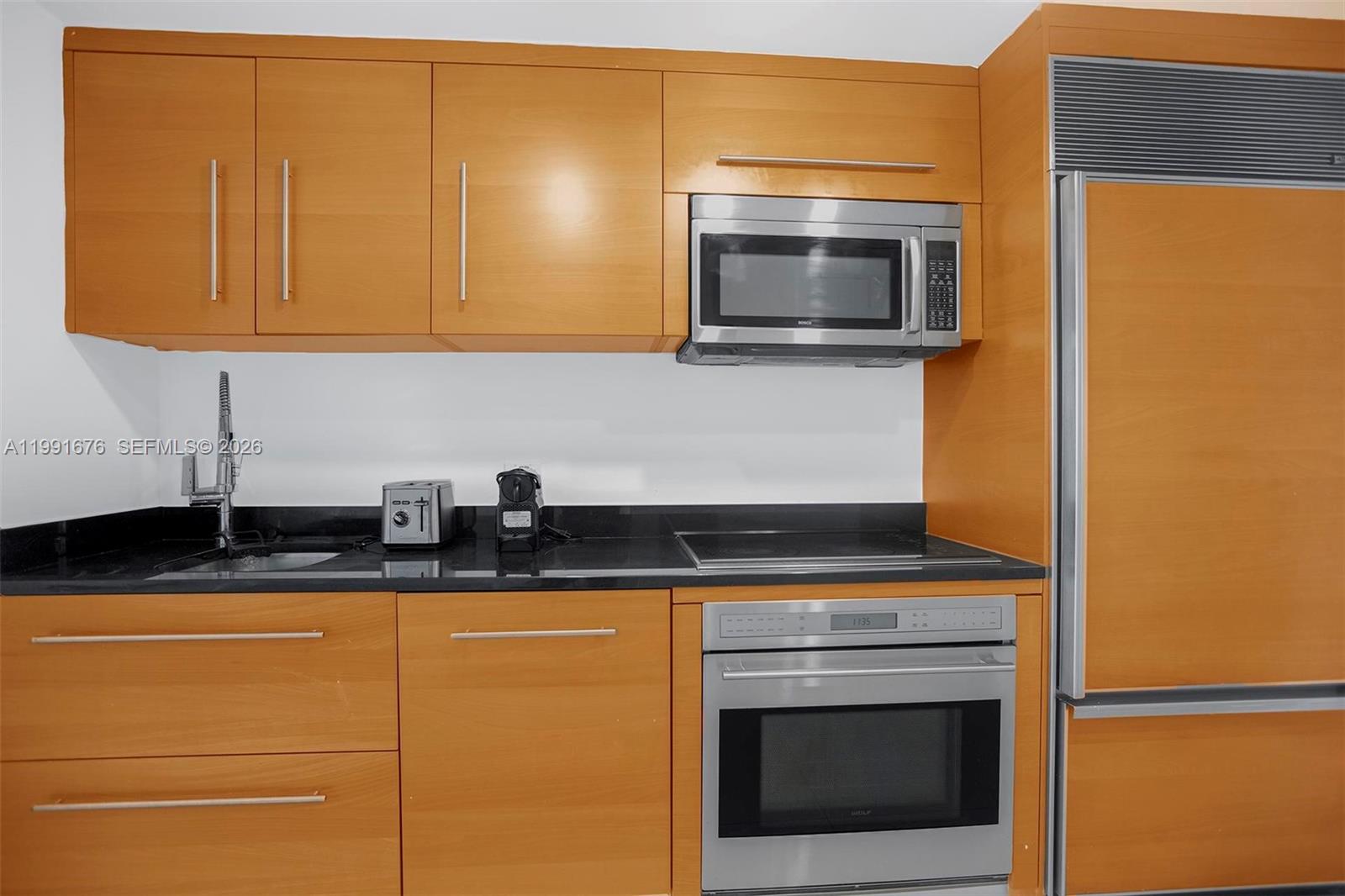 475 Brickell Ave #5010 Miami, FL 33131