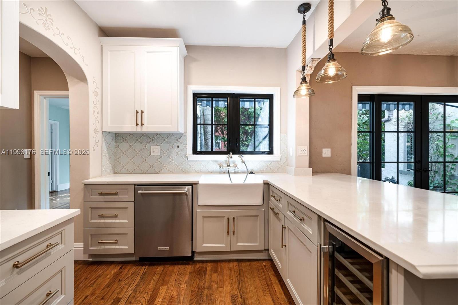 447 Giralda Ave Coral Gables, FL 33134